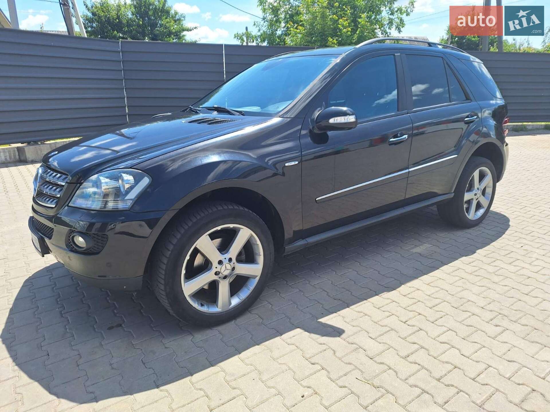 Головне фото звіту автомобіля MERCEDES-BENZ ML 320 CDI 2008