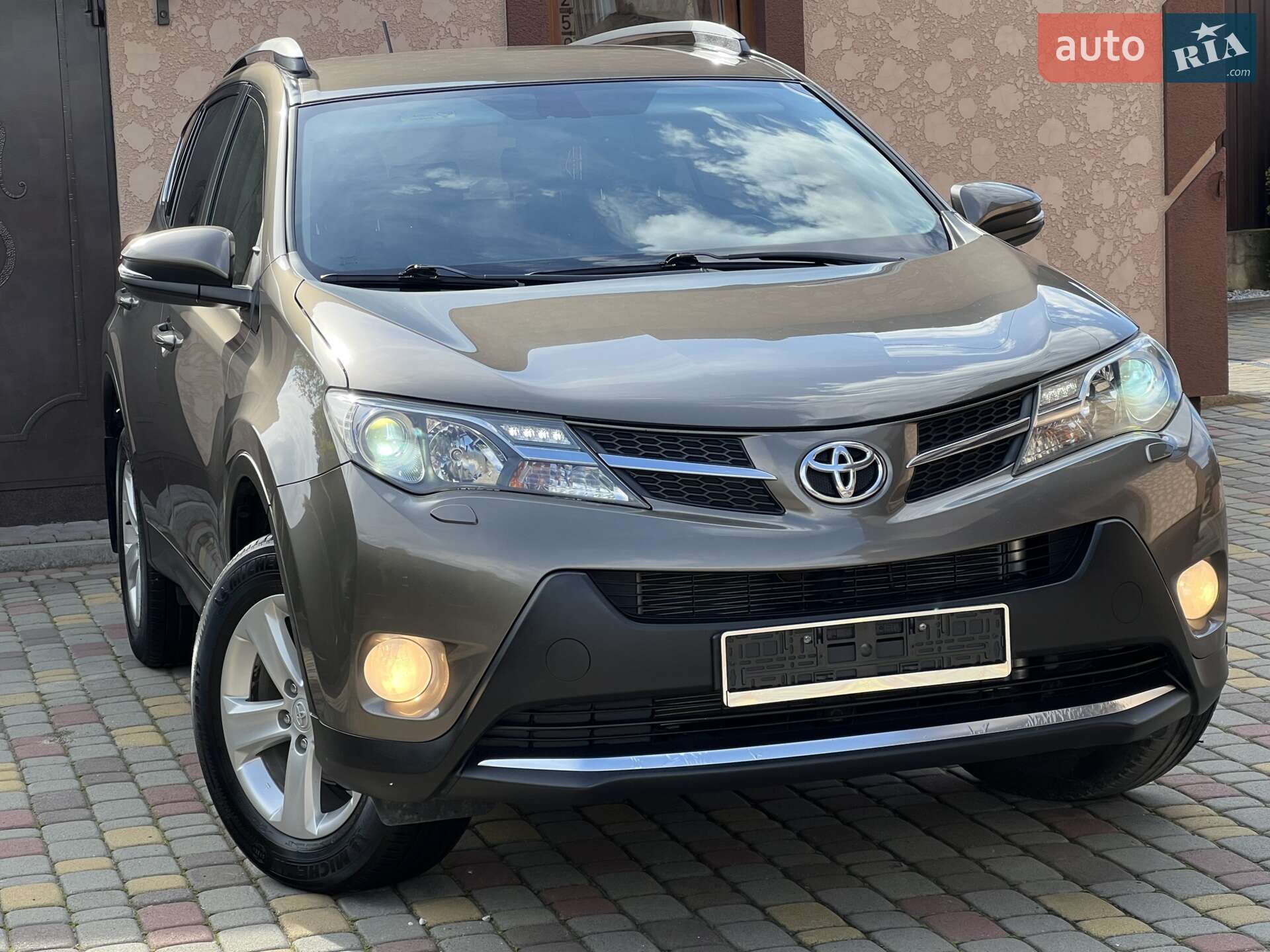 TOYOTA RAV4 2013