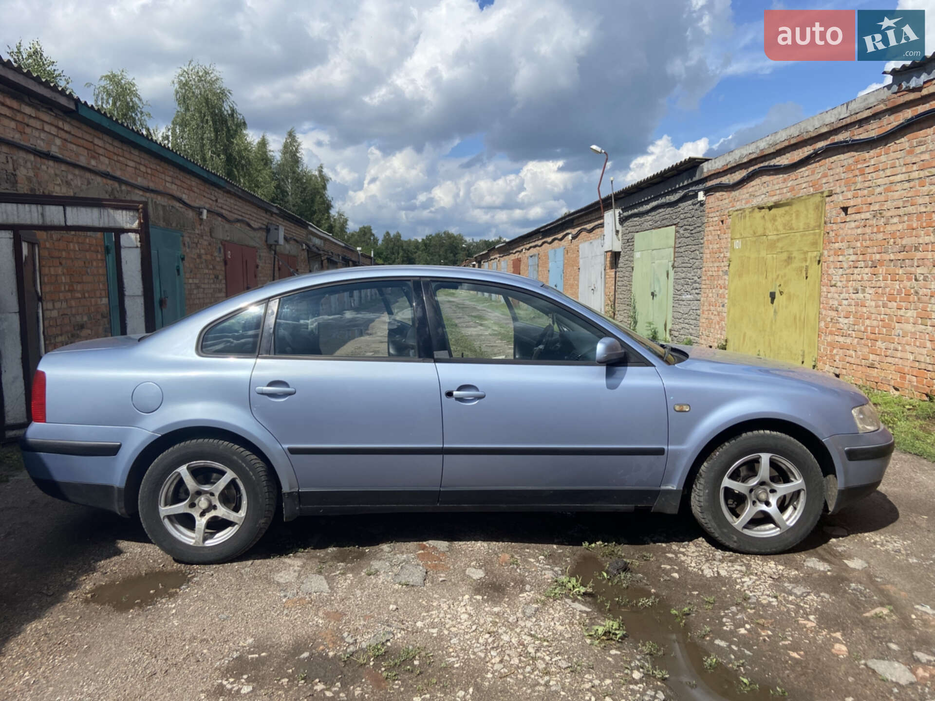 VOLKSWAGEN PASSAT 1996