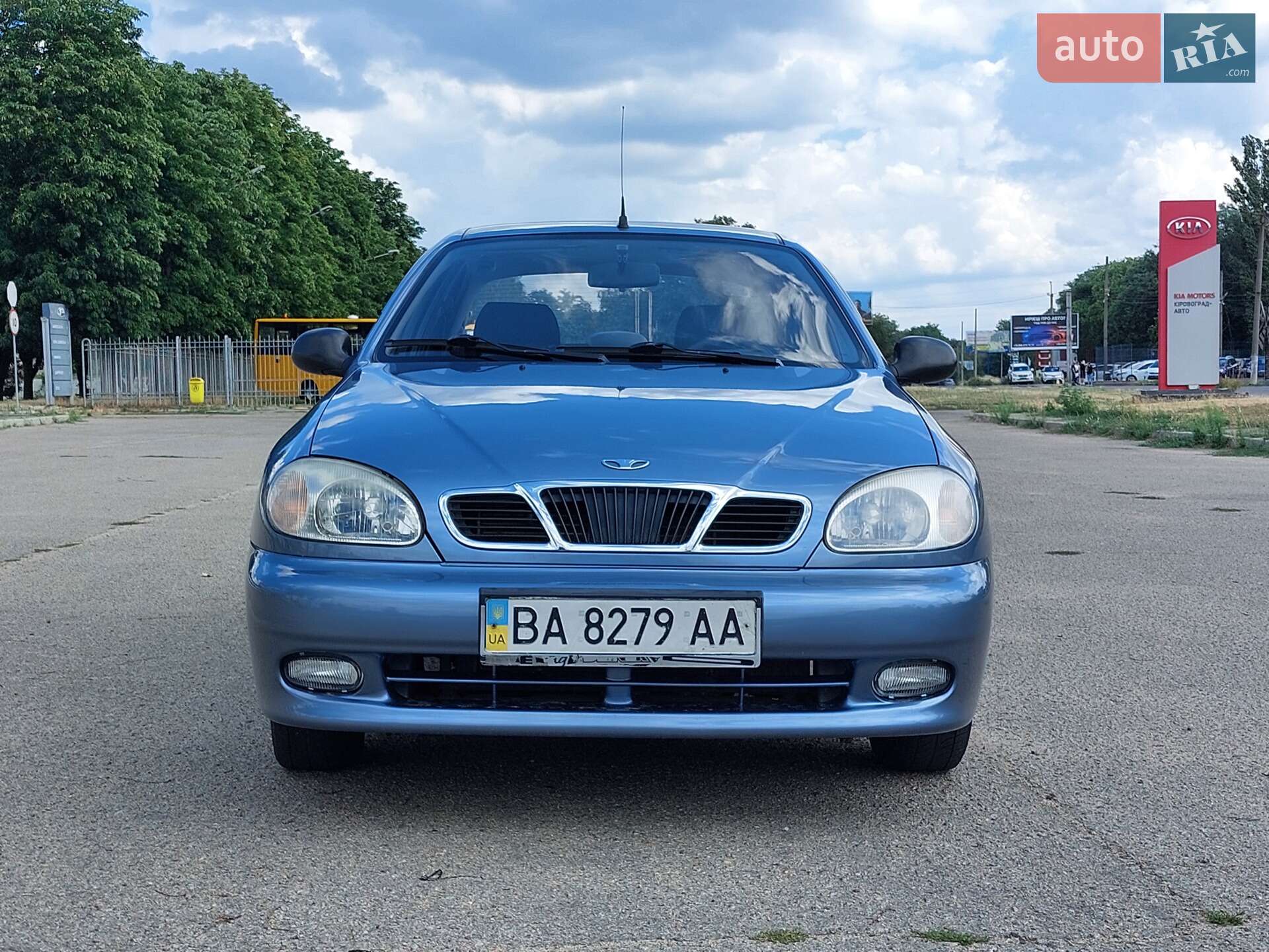 Головне фото звіту автомобіля ЗАЗ TF699P 2008