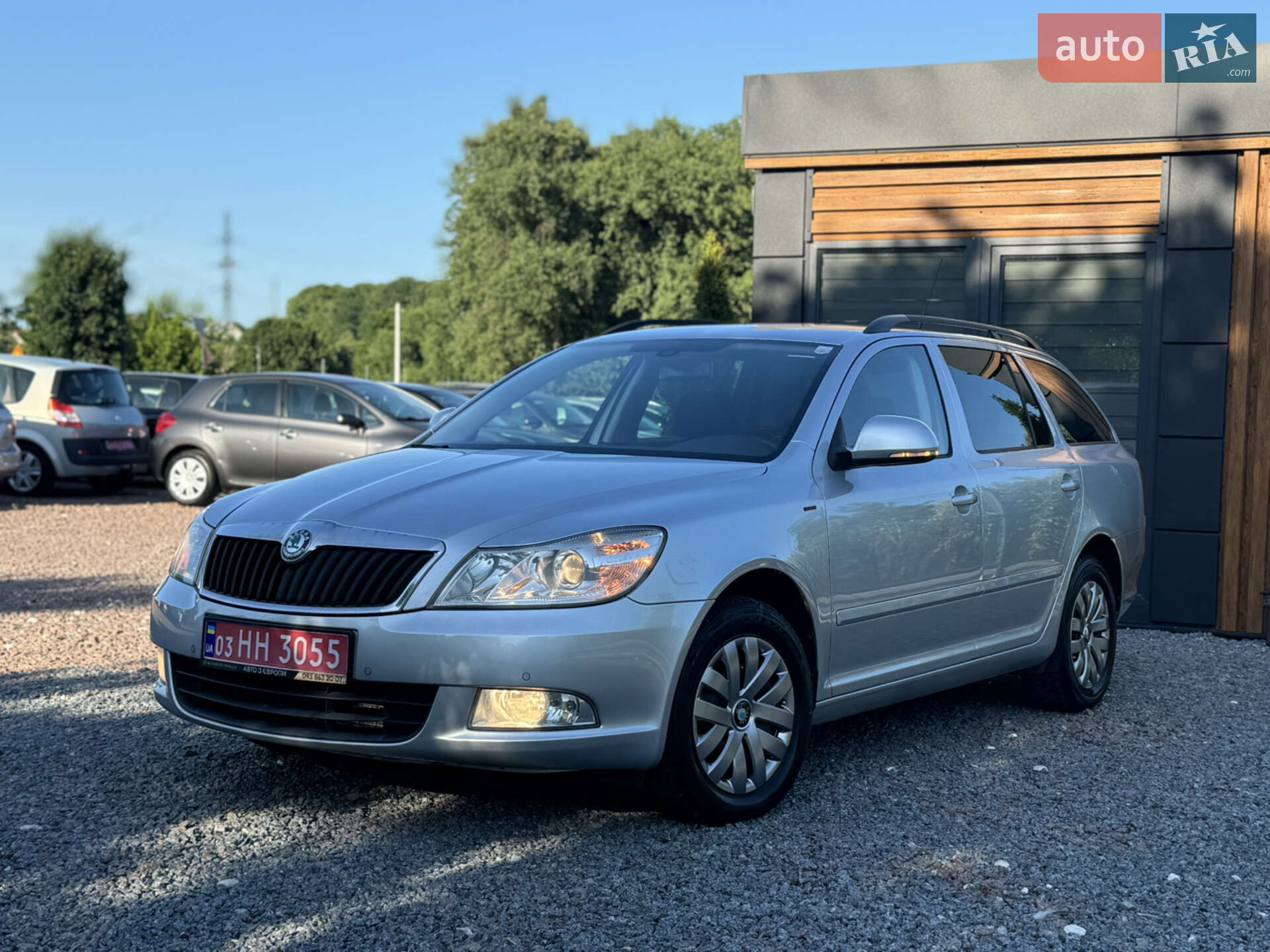Головне фото звіту автомобіля SKODA OCTAVIA 2012