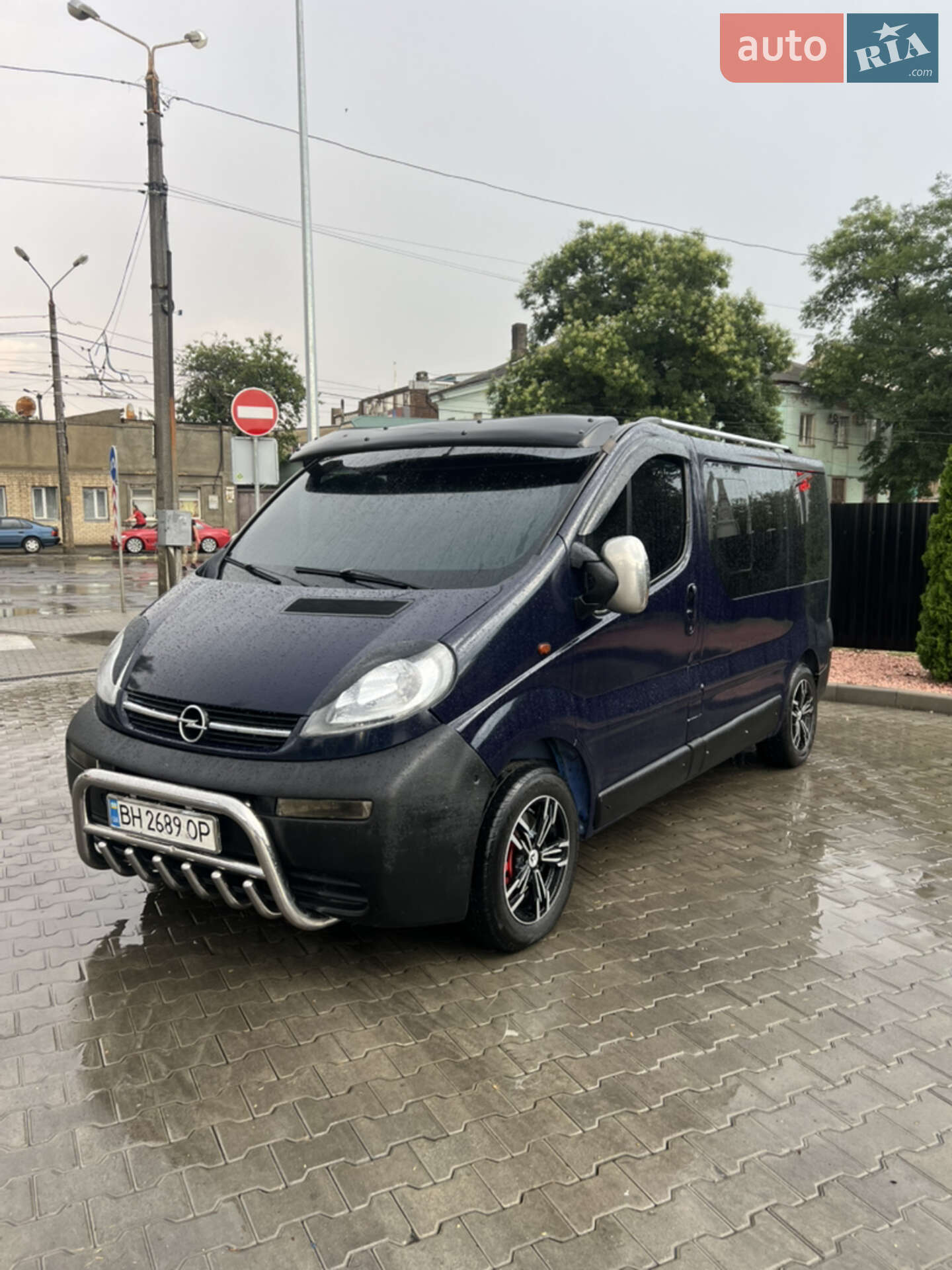 OPEL VIVARO 2005