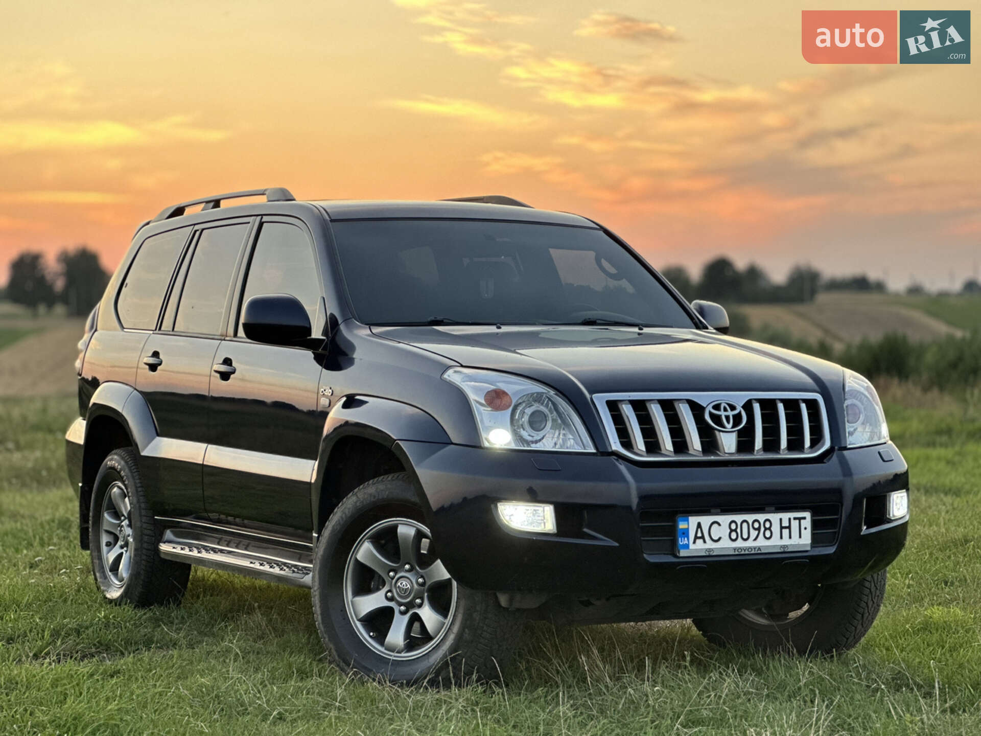 TOYOTA LAND CRUISER