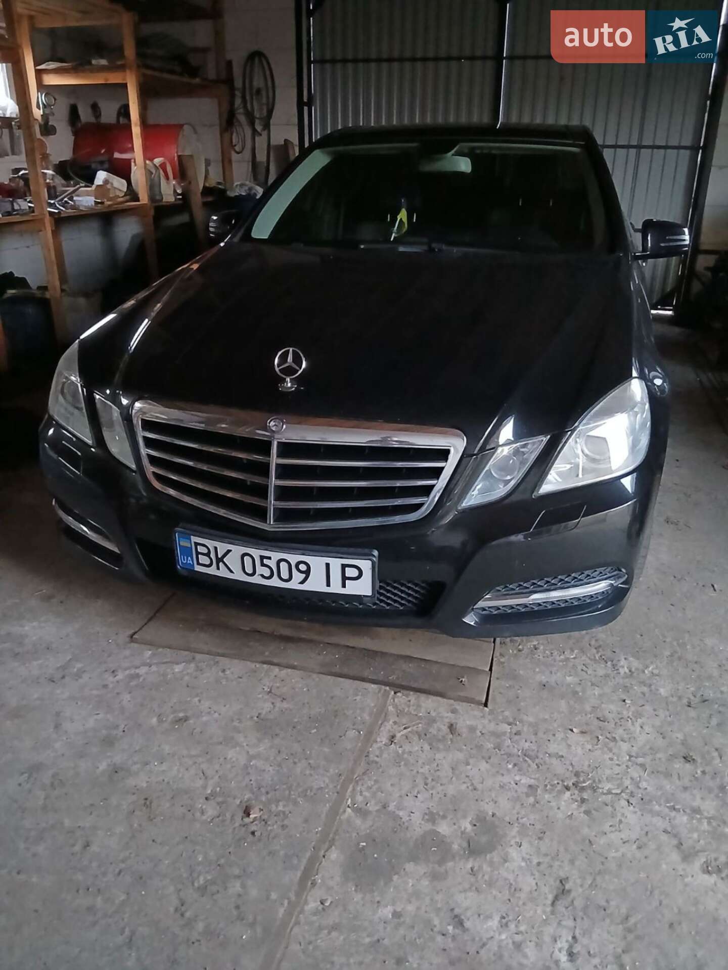 MERCEDES-BENZ E 250 2009