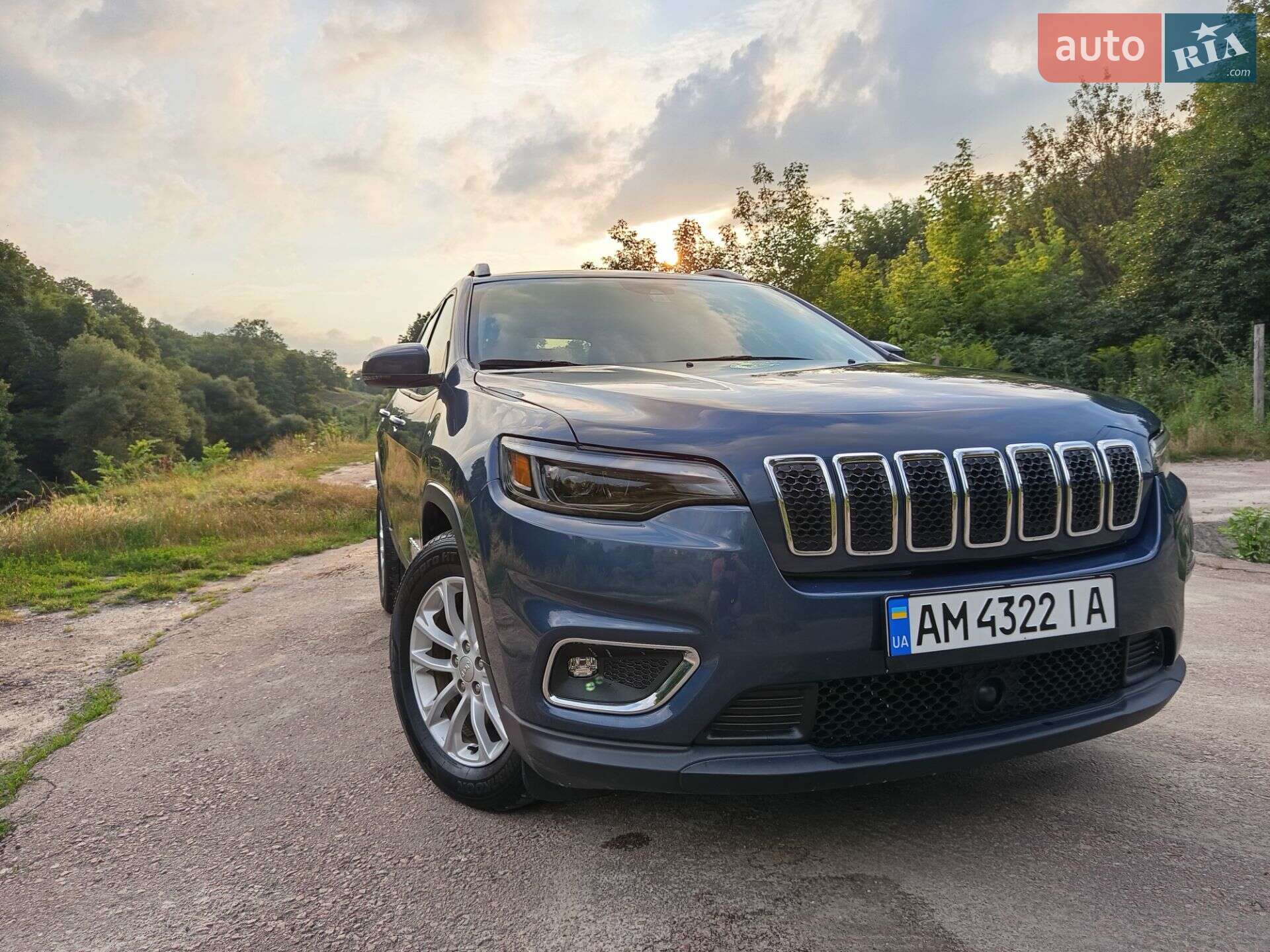 JEEP CHEROKEE 2020