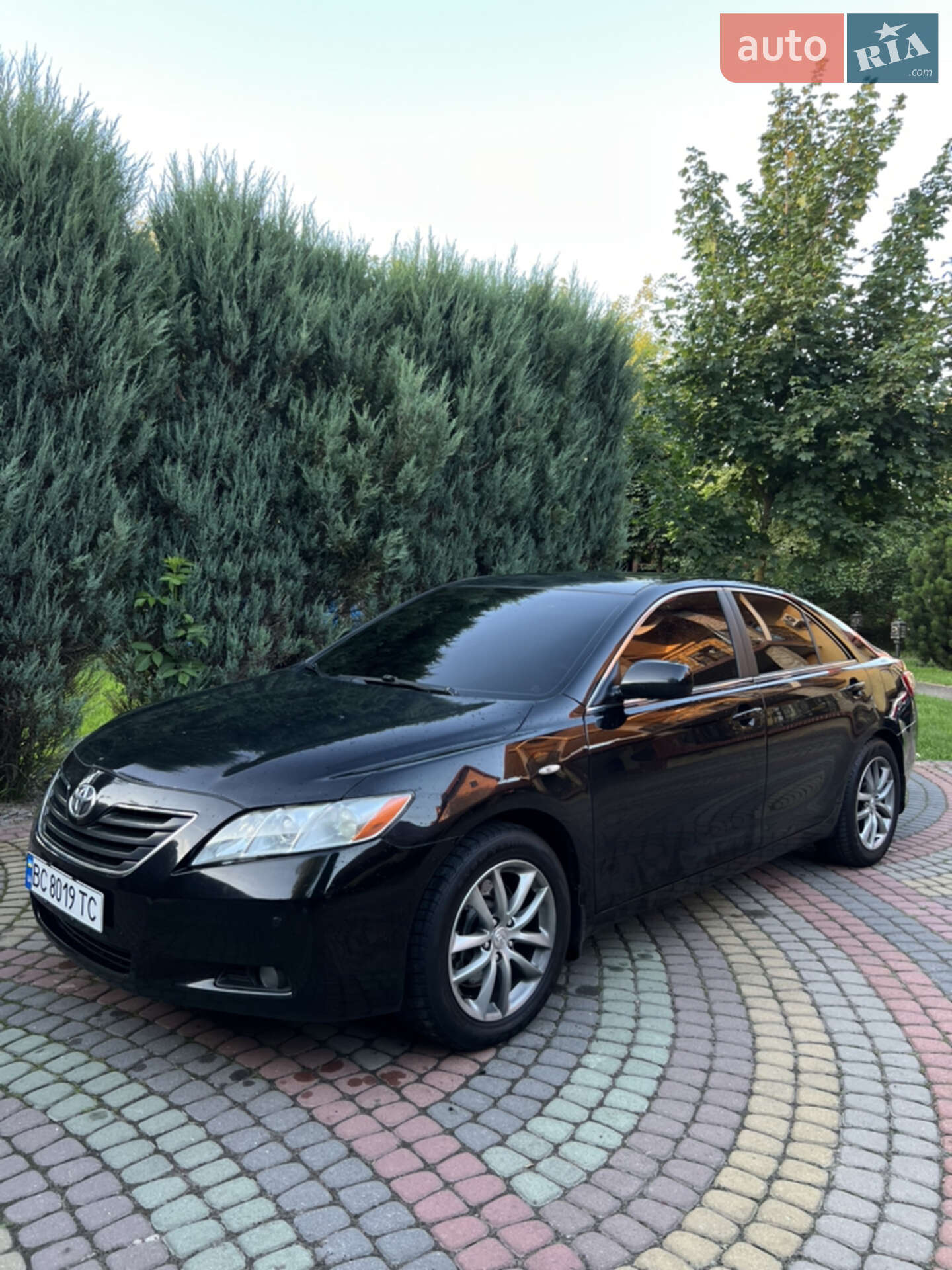 TOYOTA CAMRY