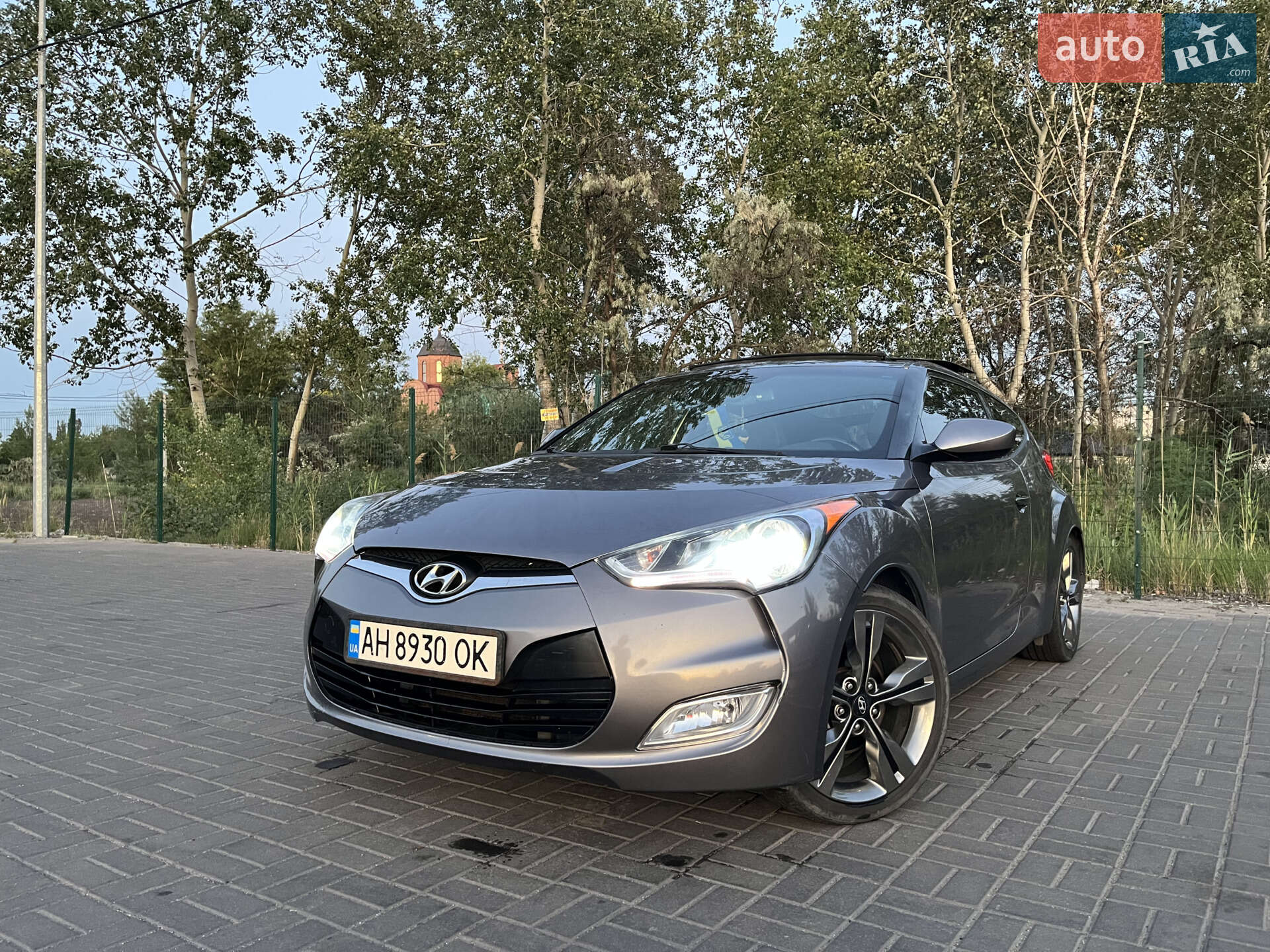 HYUNDAI VELOSTER 2015