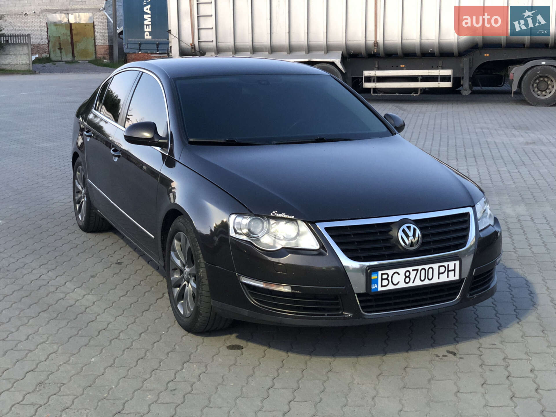 VOLKSWAGEN PASSAT 2005