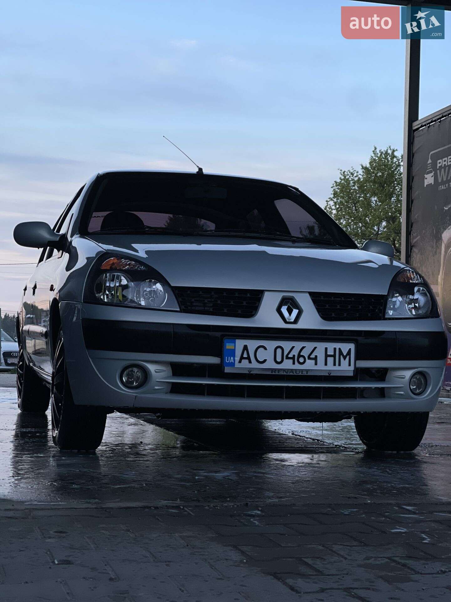 RENAULT THALIA 2003
