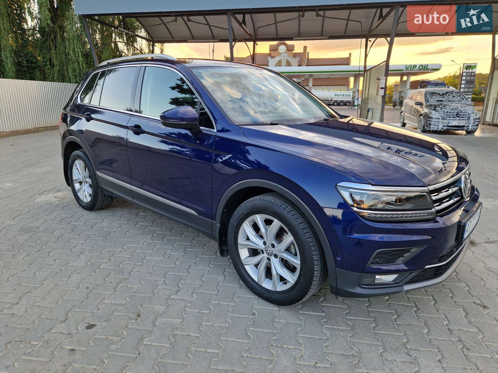VOLKSWAGEN TIGUAN 2019