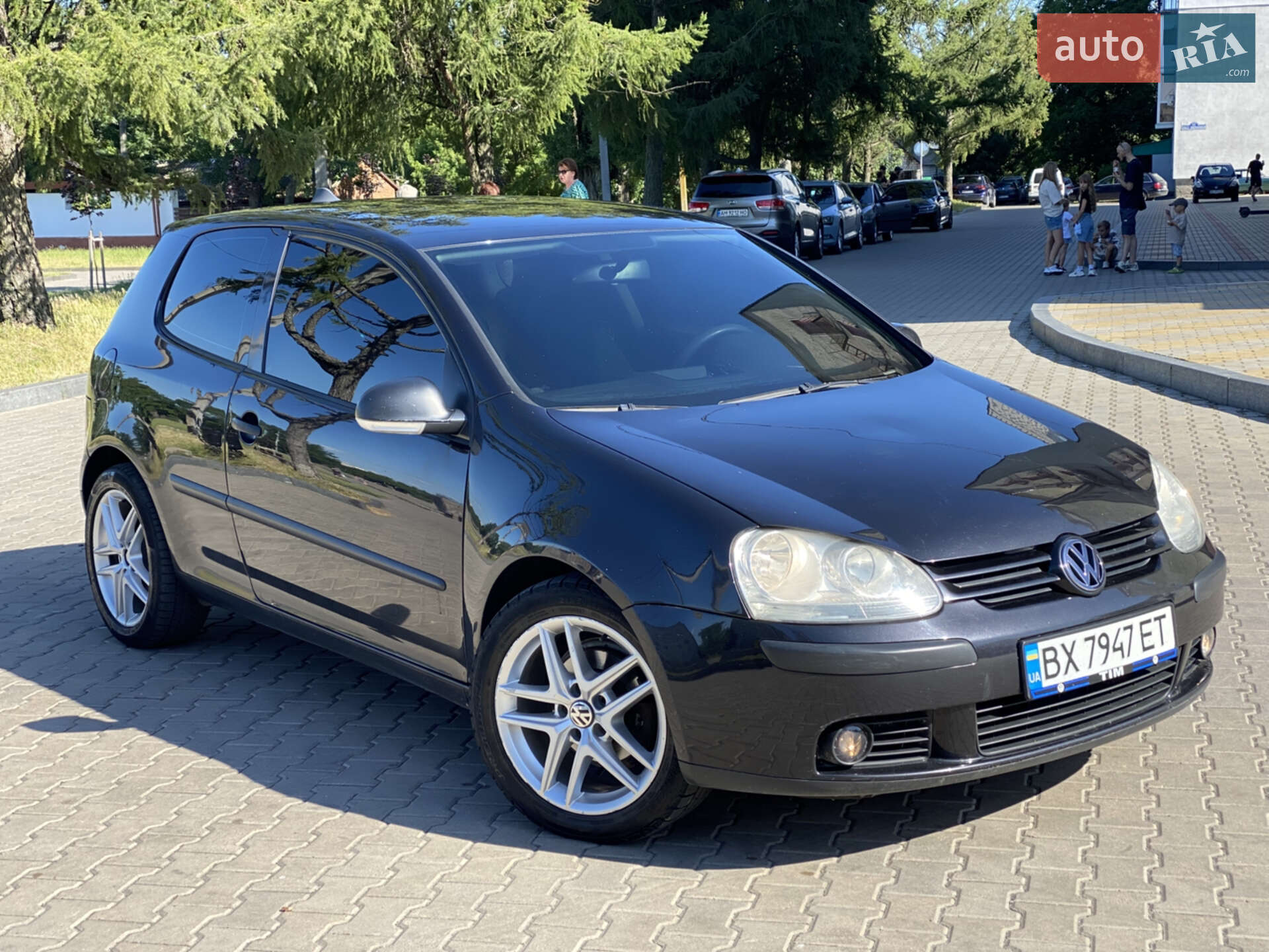 VOLKSWAGEN GOLF 2004