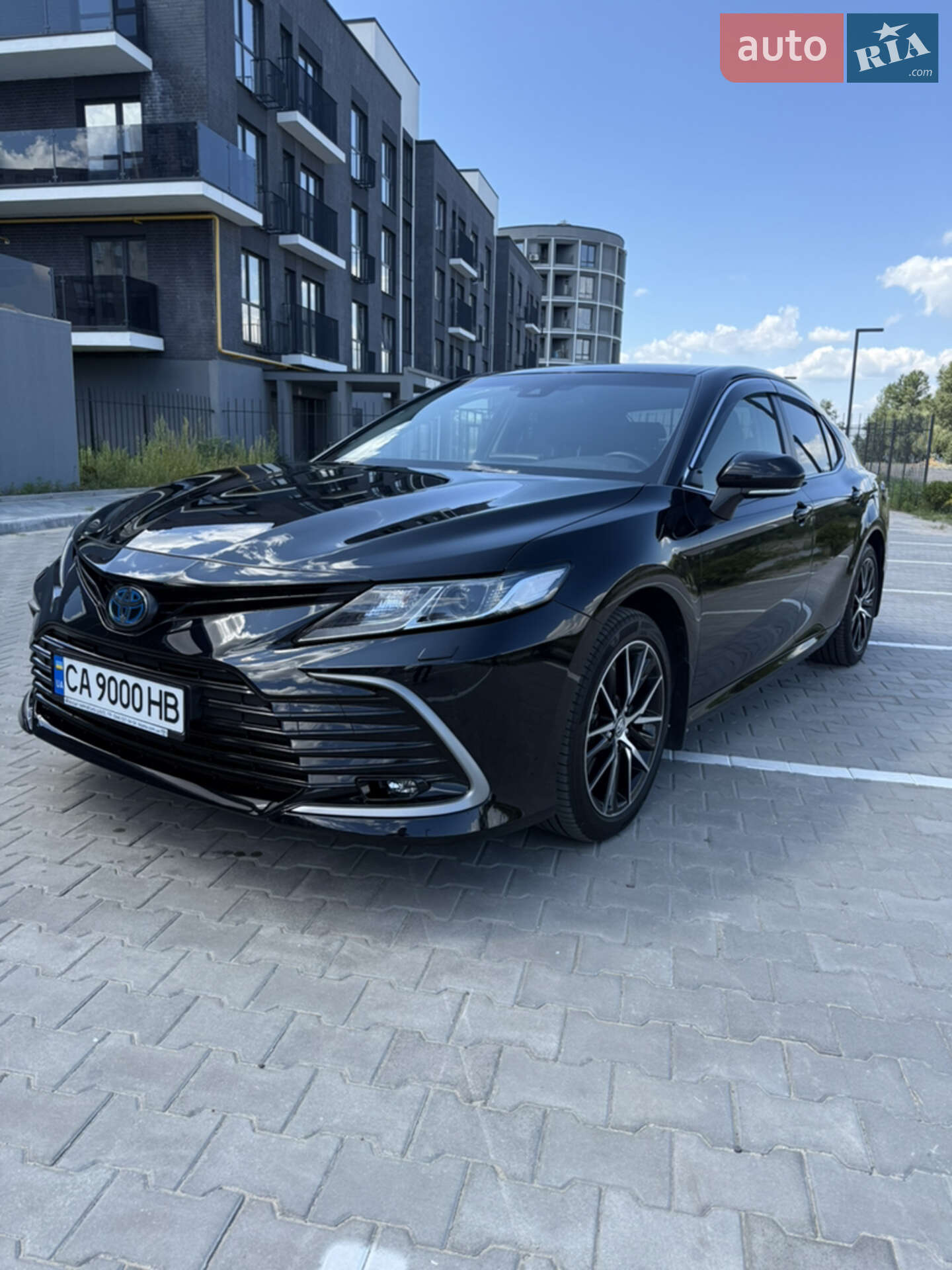 TOYOTA CAMRY