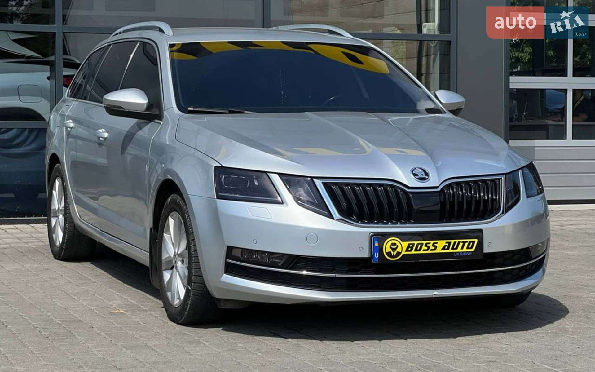 Головне фото звіту автомобіля SKODA OCTAVIA 2019