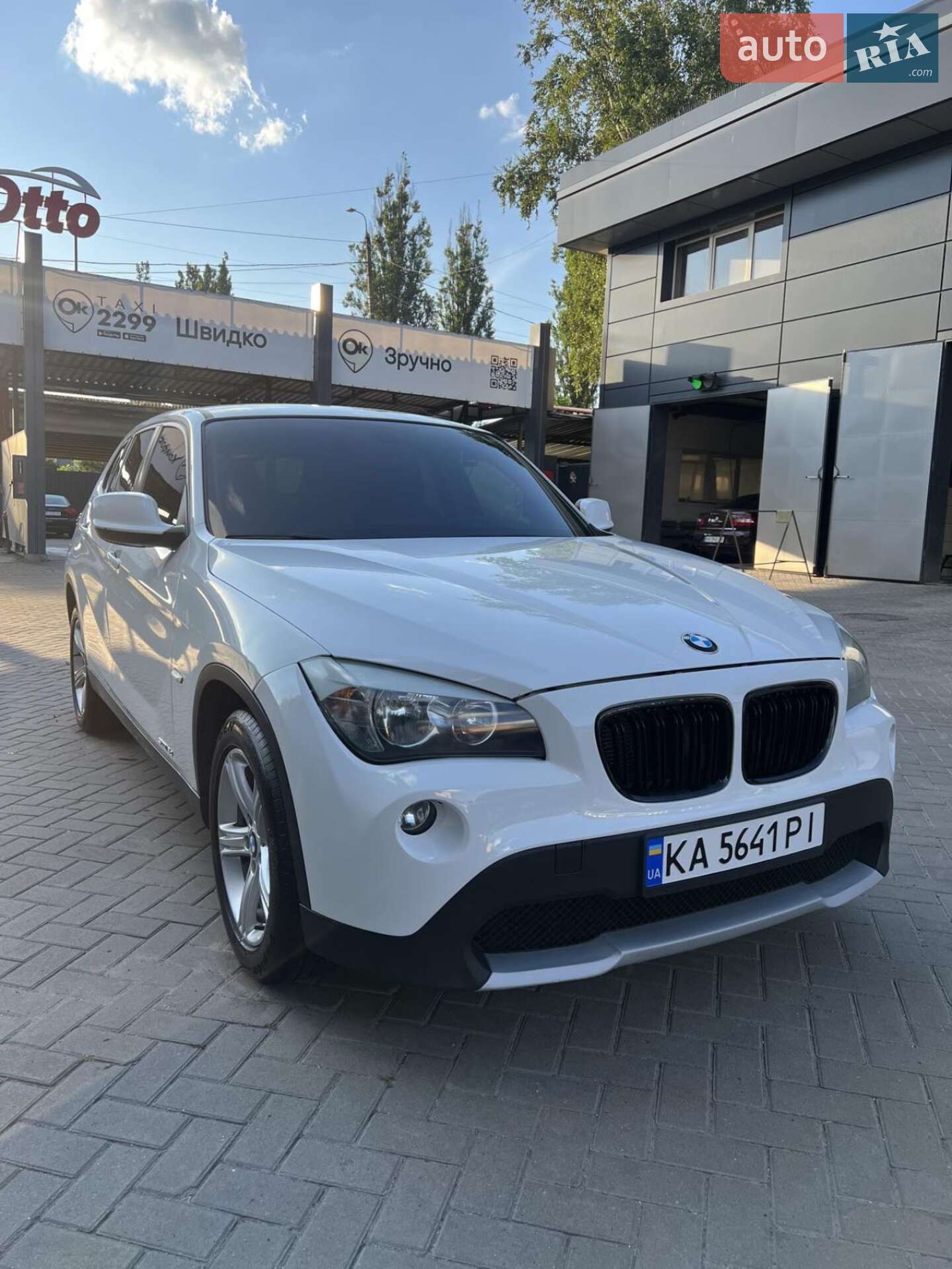 BMW X1 2012