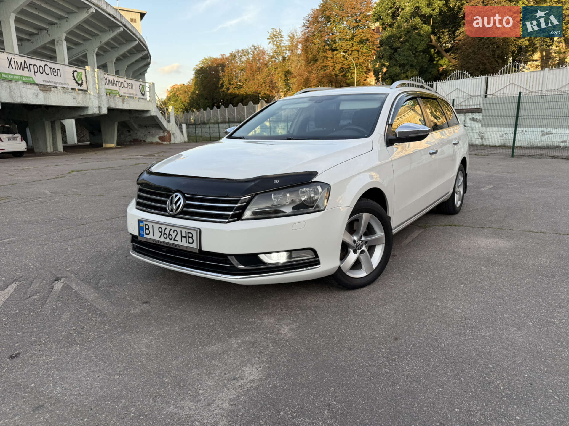 VOLKSWAGEN PASSAT 2012