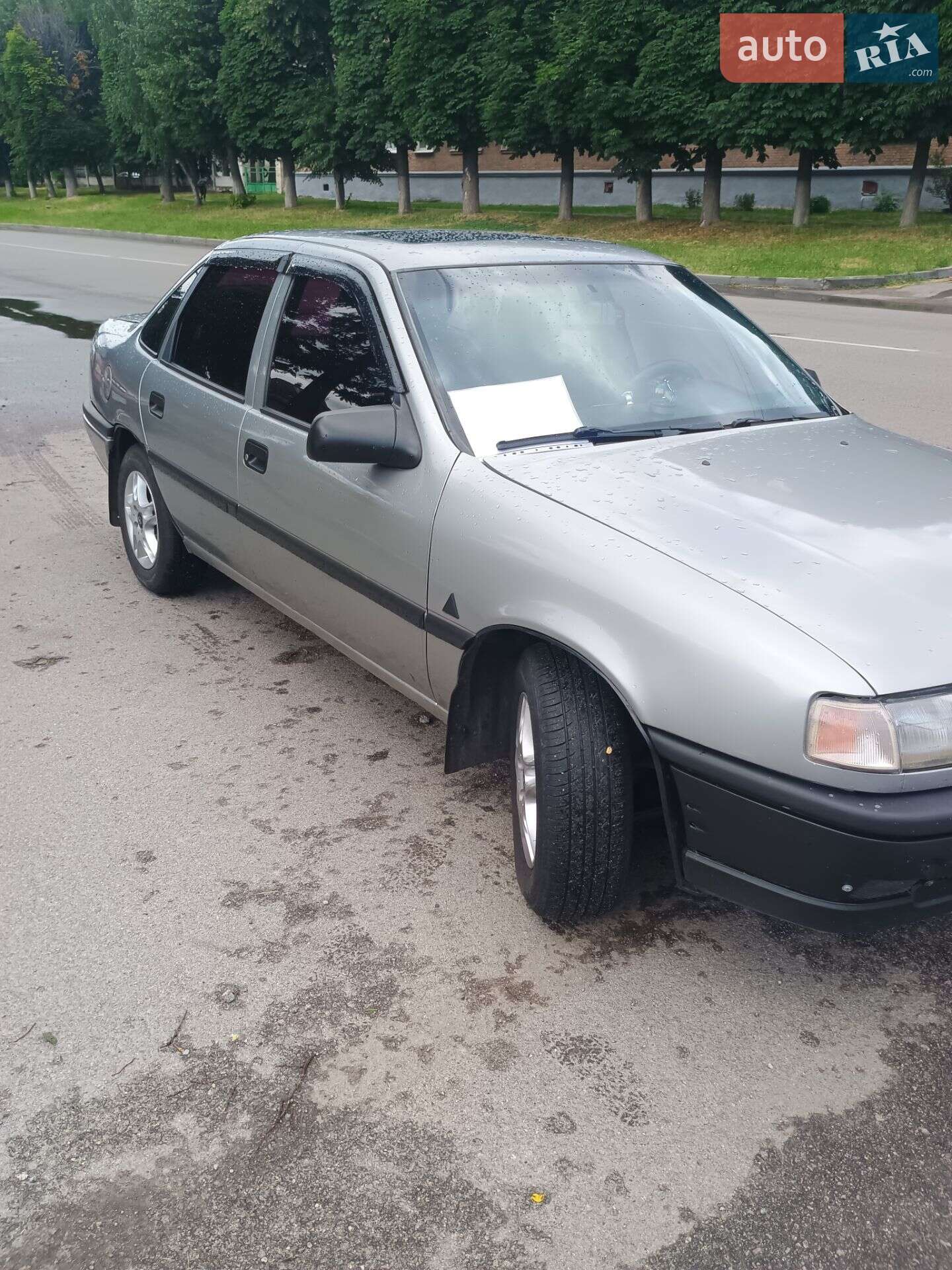 OPEL VECTRA 1993