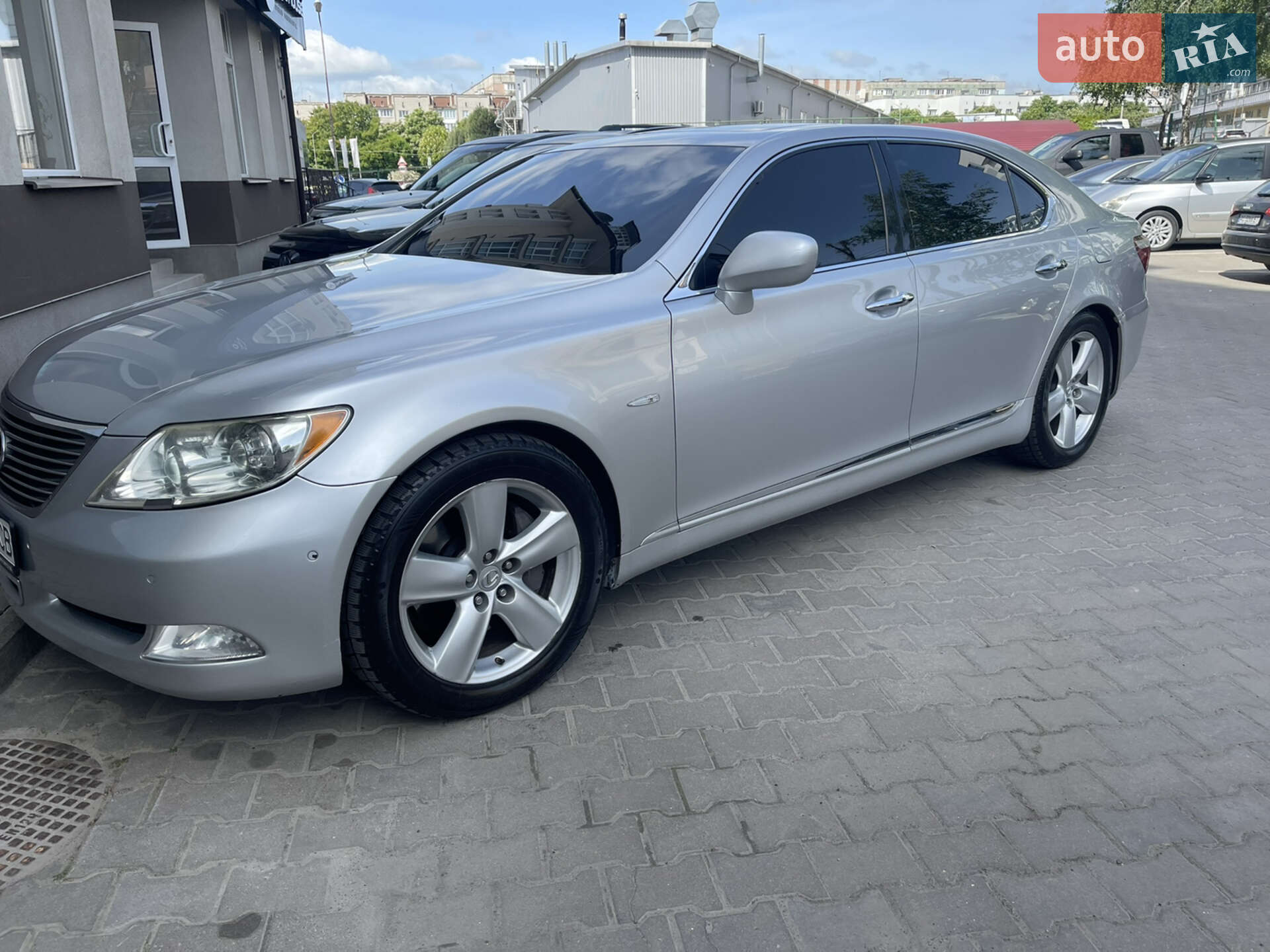 LEXUS LS 460 2008