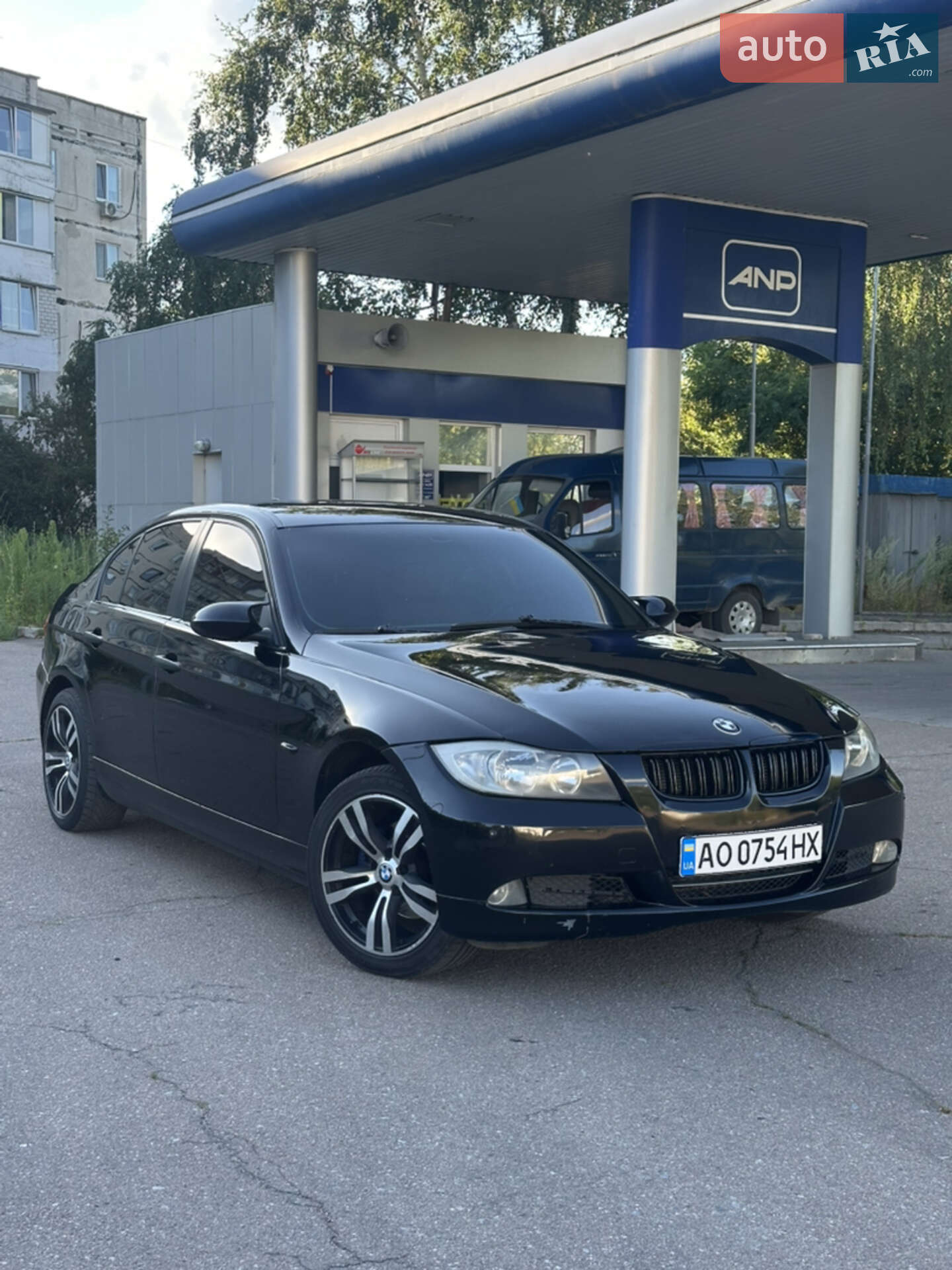Головне фото звіту автомобіля BMW 320 2005