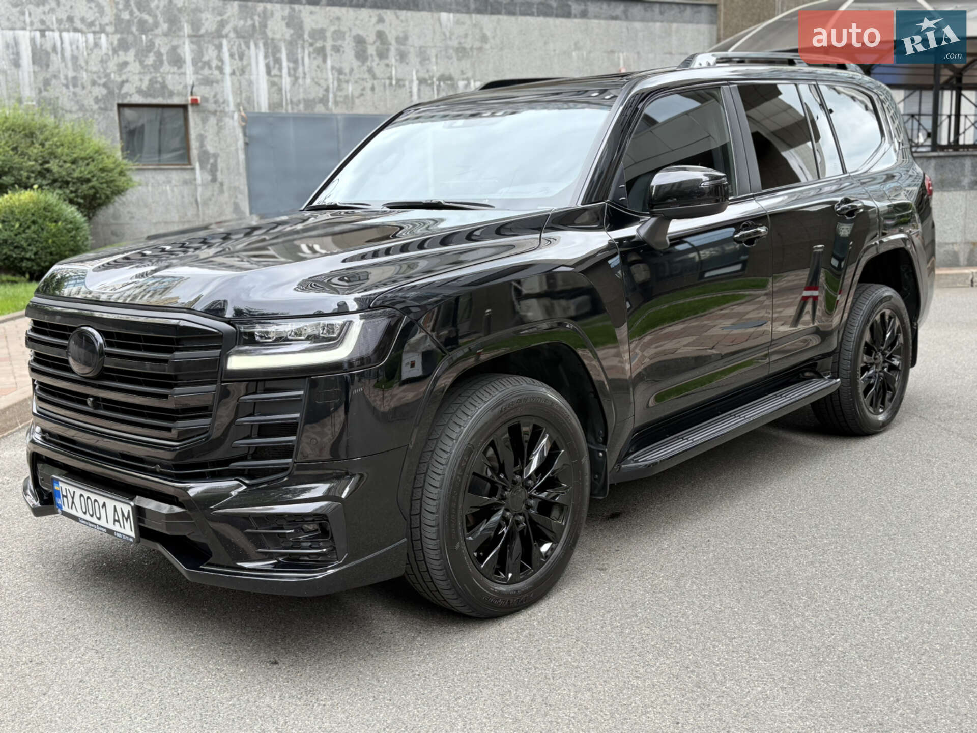 Головне фото звіту автомобіля TOYOTA LAND CRUISER 2022