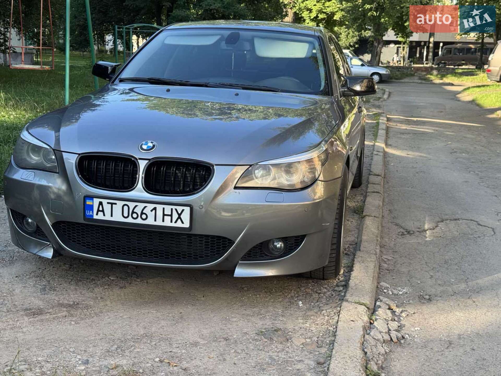 Головне фото звіту автомобіля BMW 520 2008
