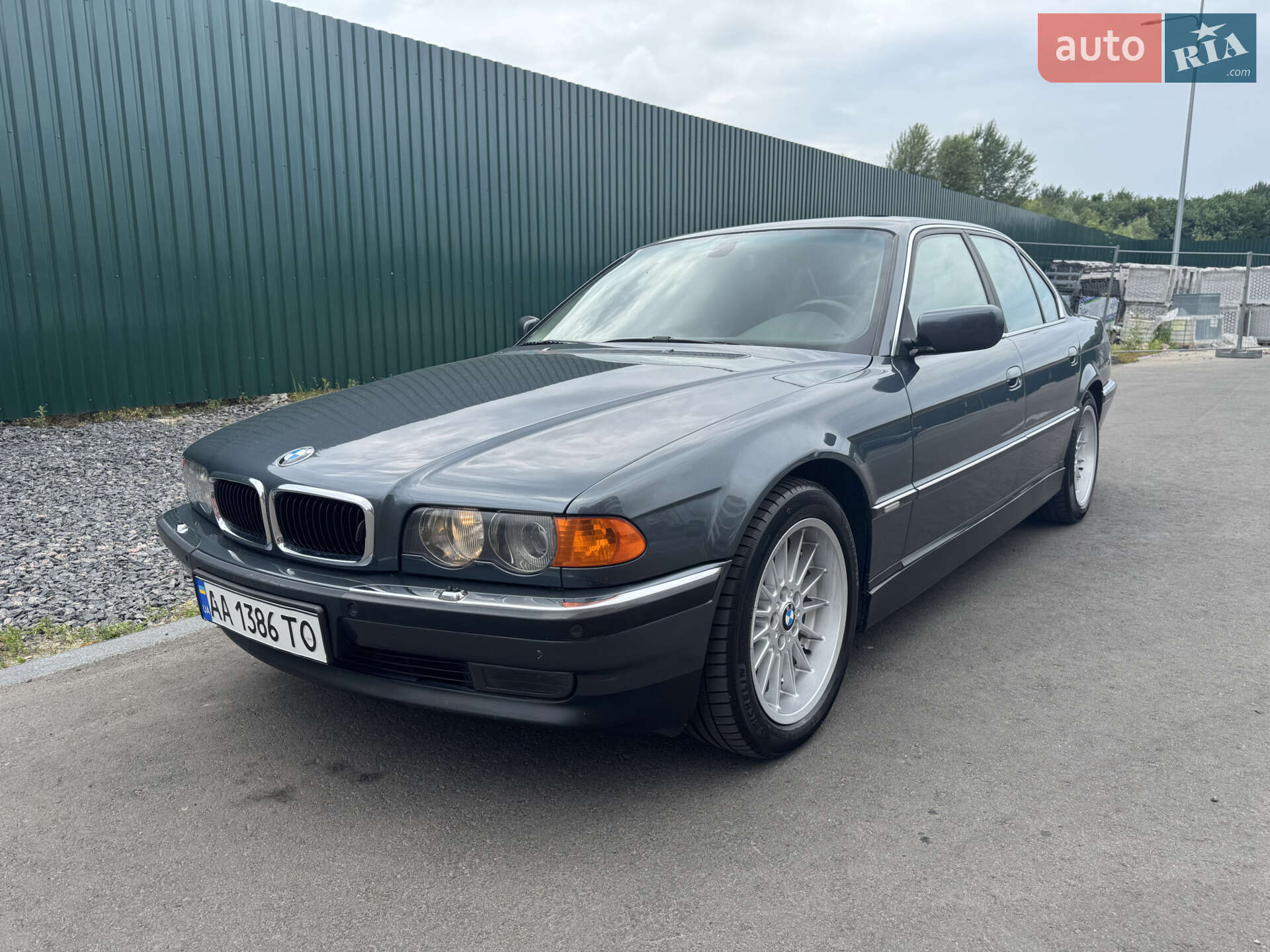 BMW 7 Series 2000