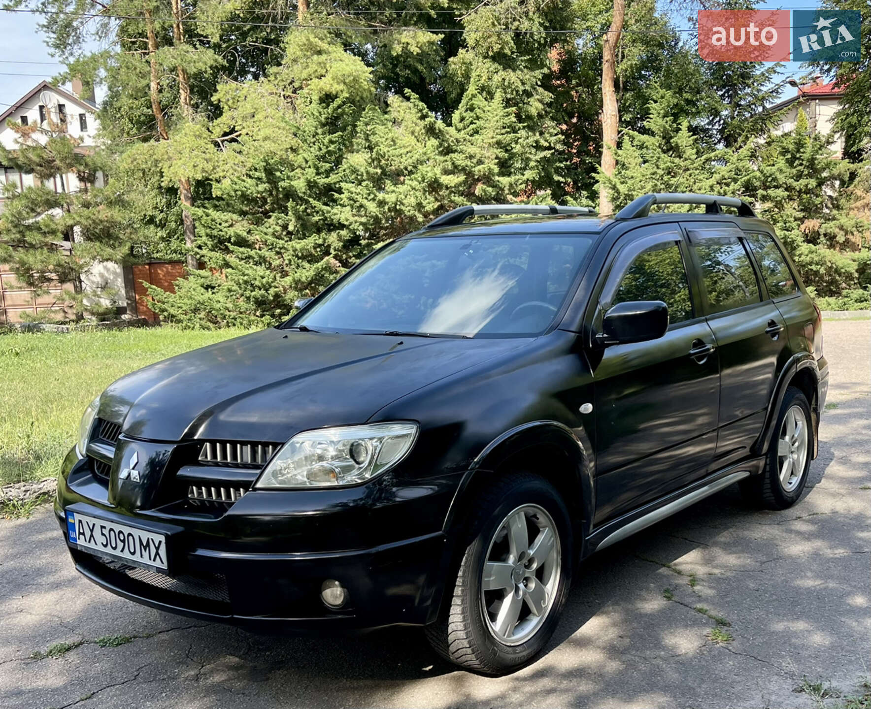 MITSUBISHI OUTLANDER 2005
