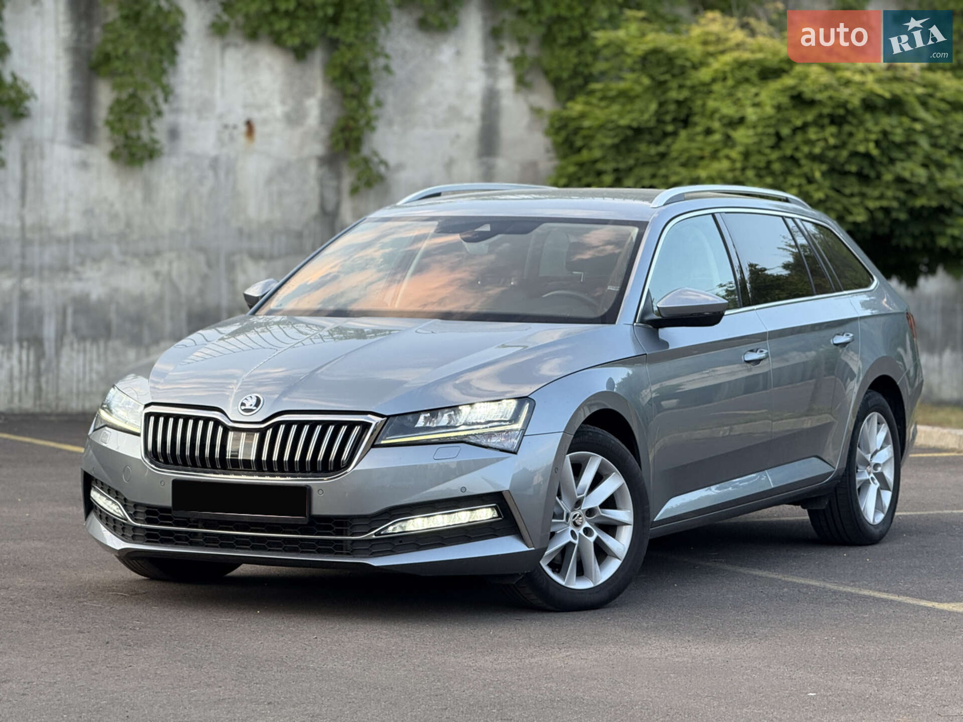 SKODA SUPERB 2020