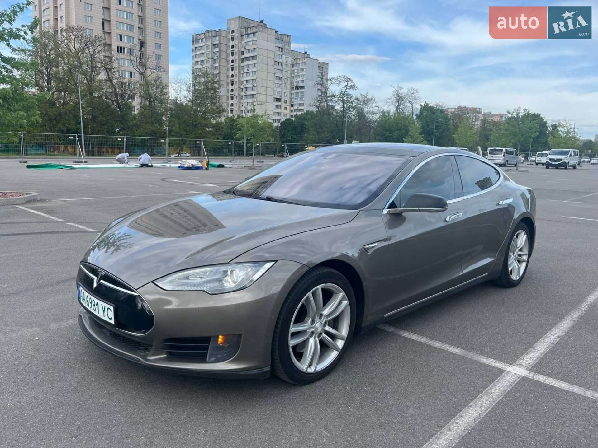 TESLA MODEL S 70D 2015