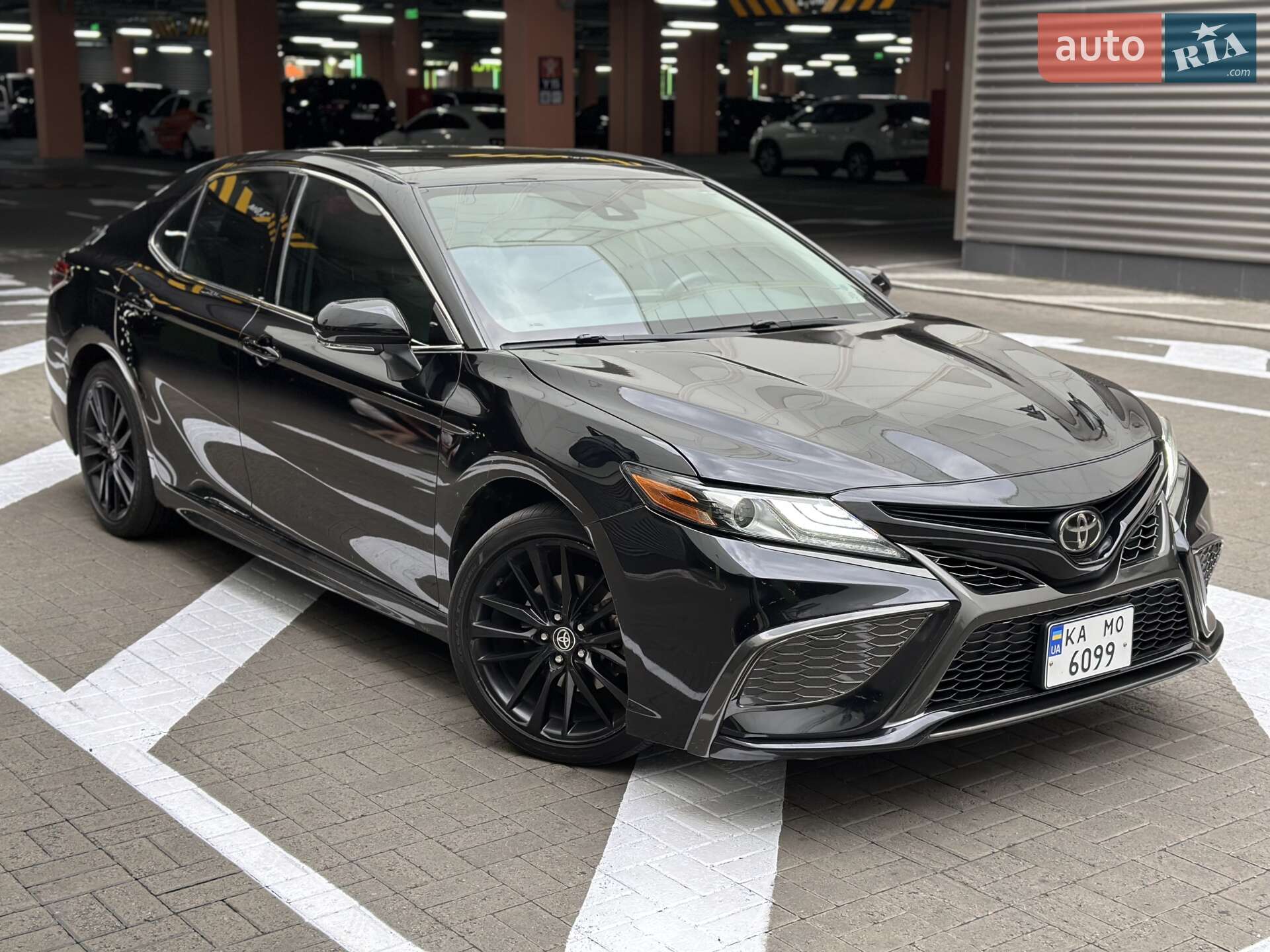 TOYOTA CAMRY 2021