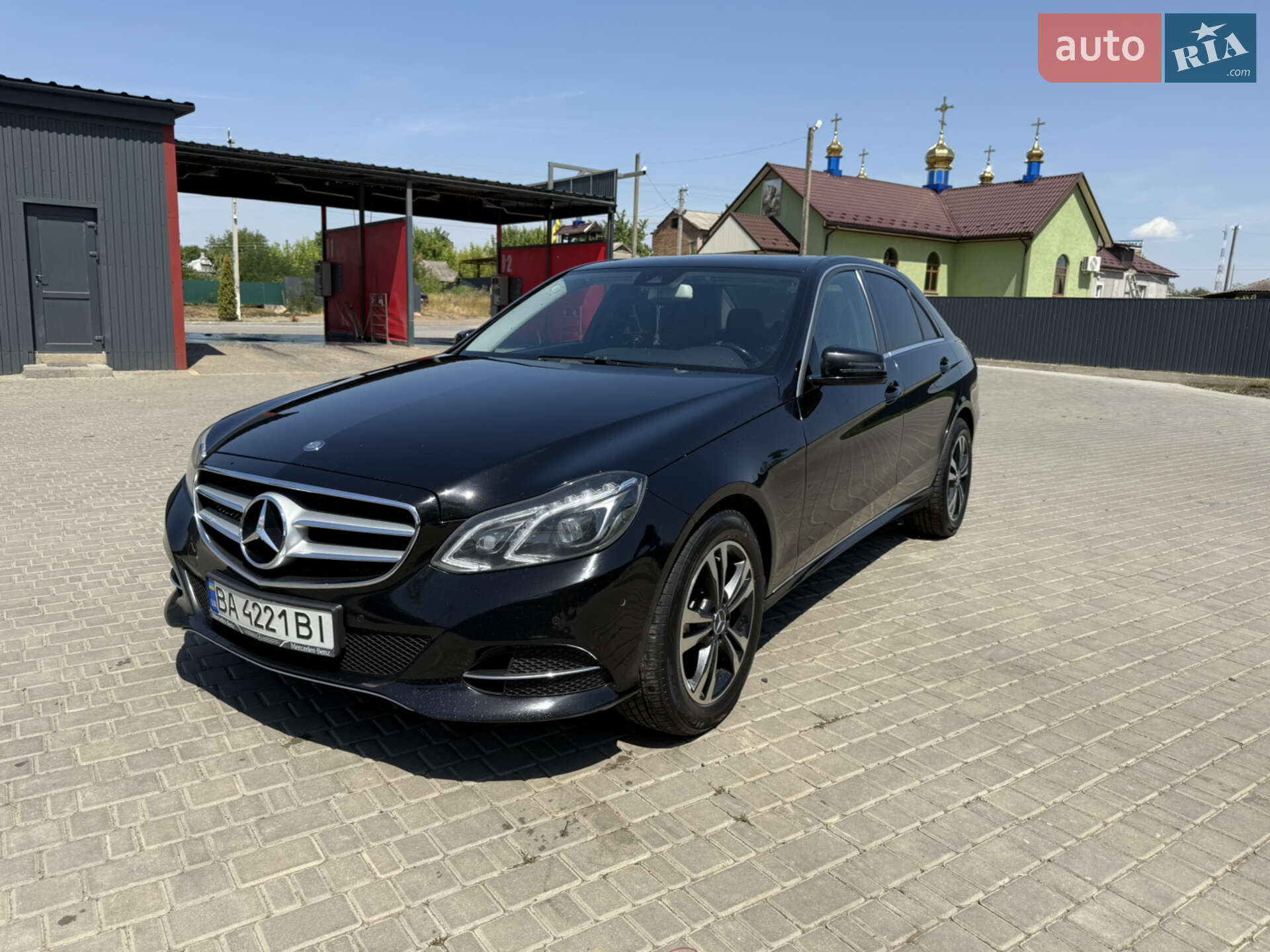 MERCEDES-BENZ E 300 2014