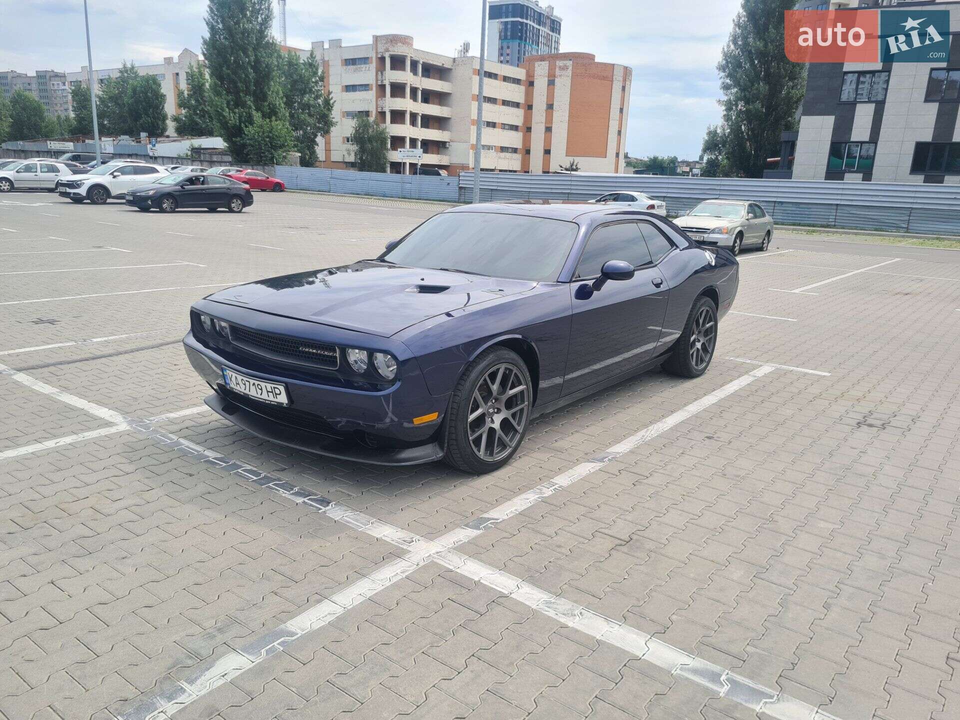 DODGE CHALLENGER 2013