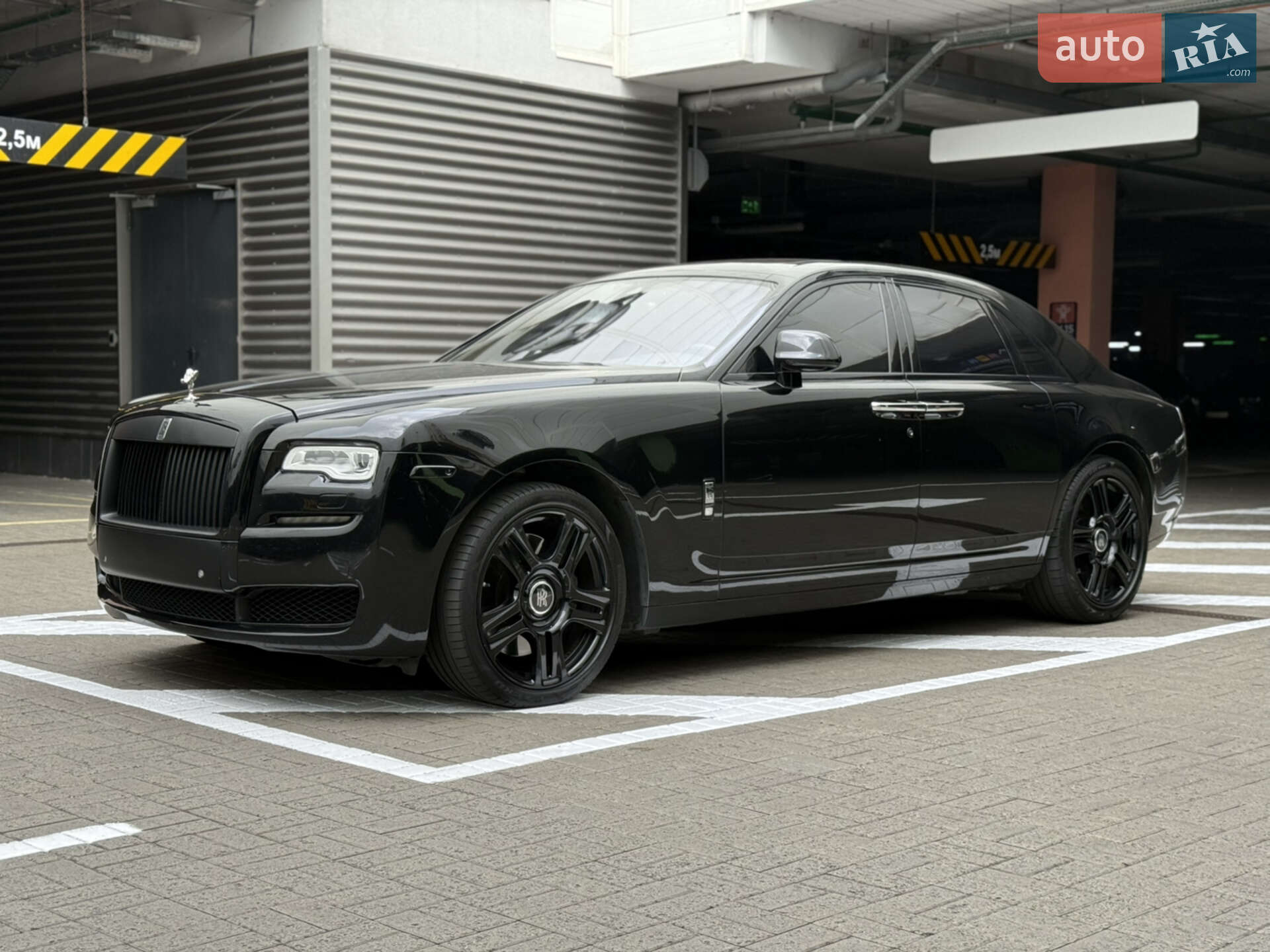 ROLLS-ROYCE GHOST 2015