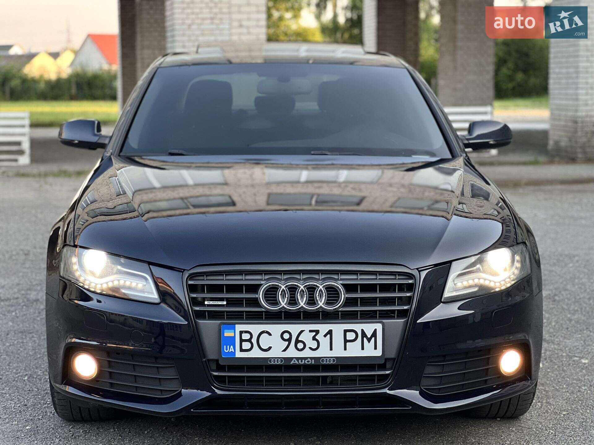 AUDI A4 2011