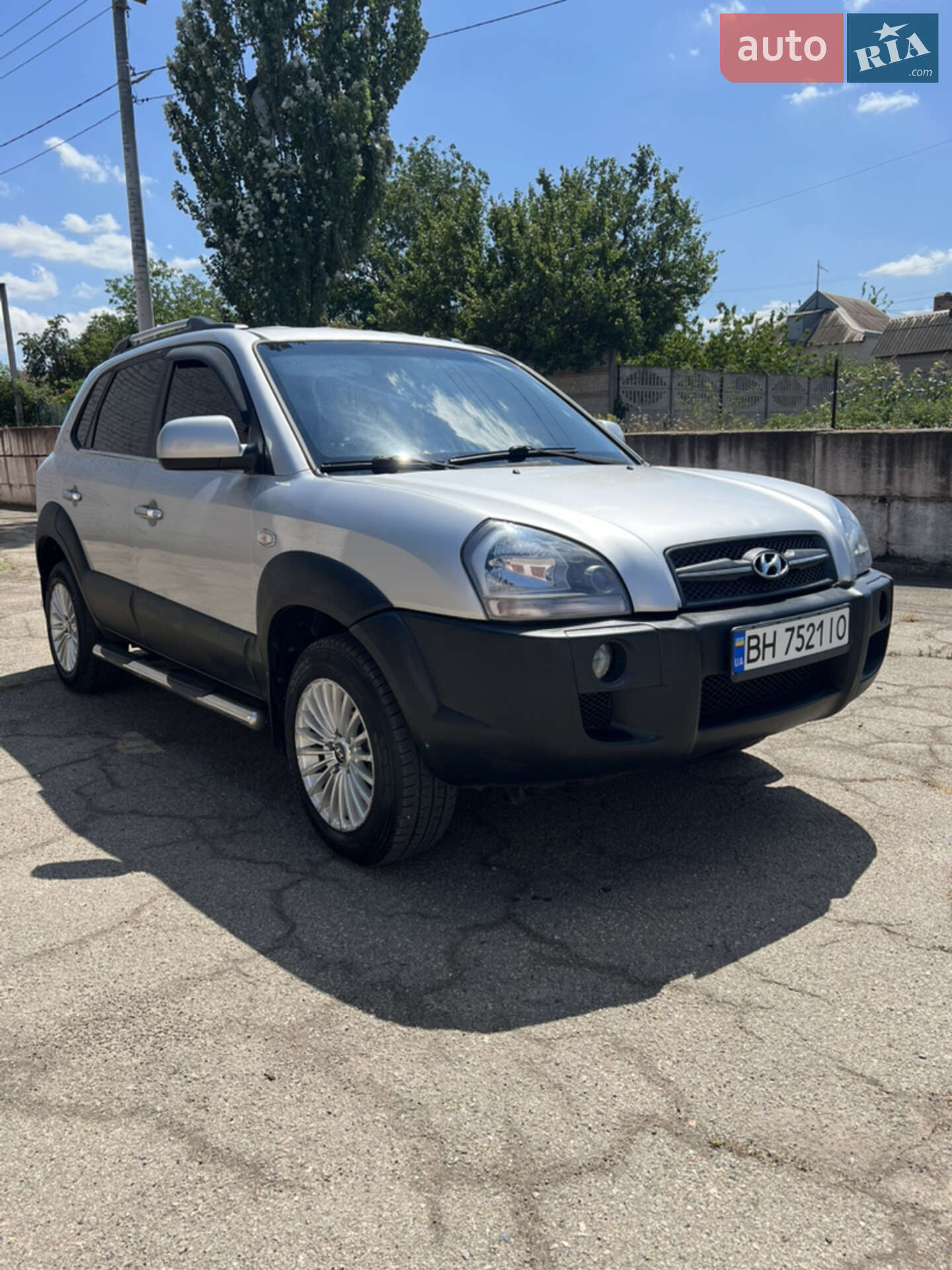 Головне фото звіту автомобіля HYUNDAI TUCSON 2012