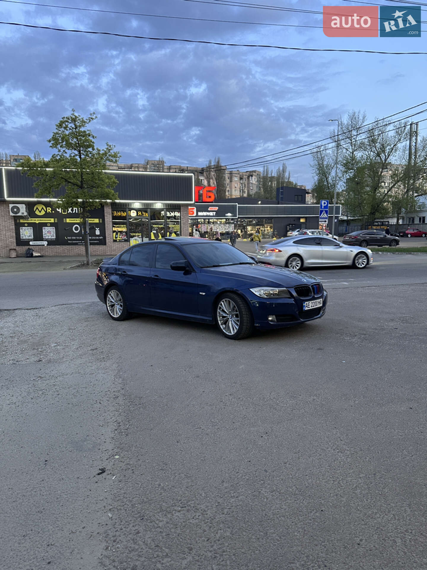 BMW 328XI 2011