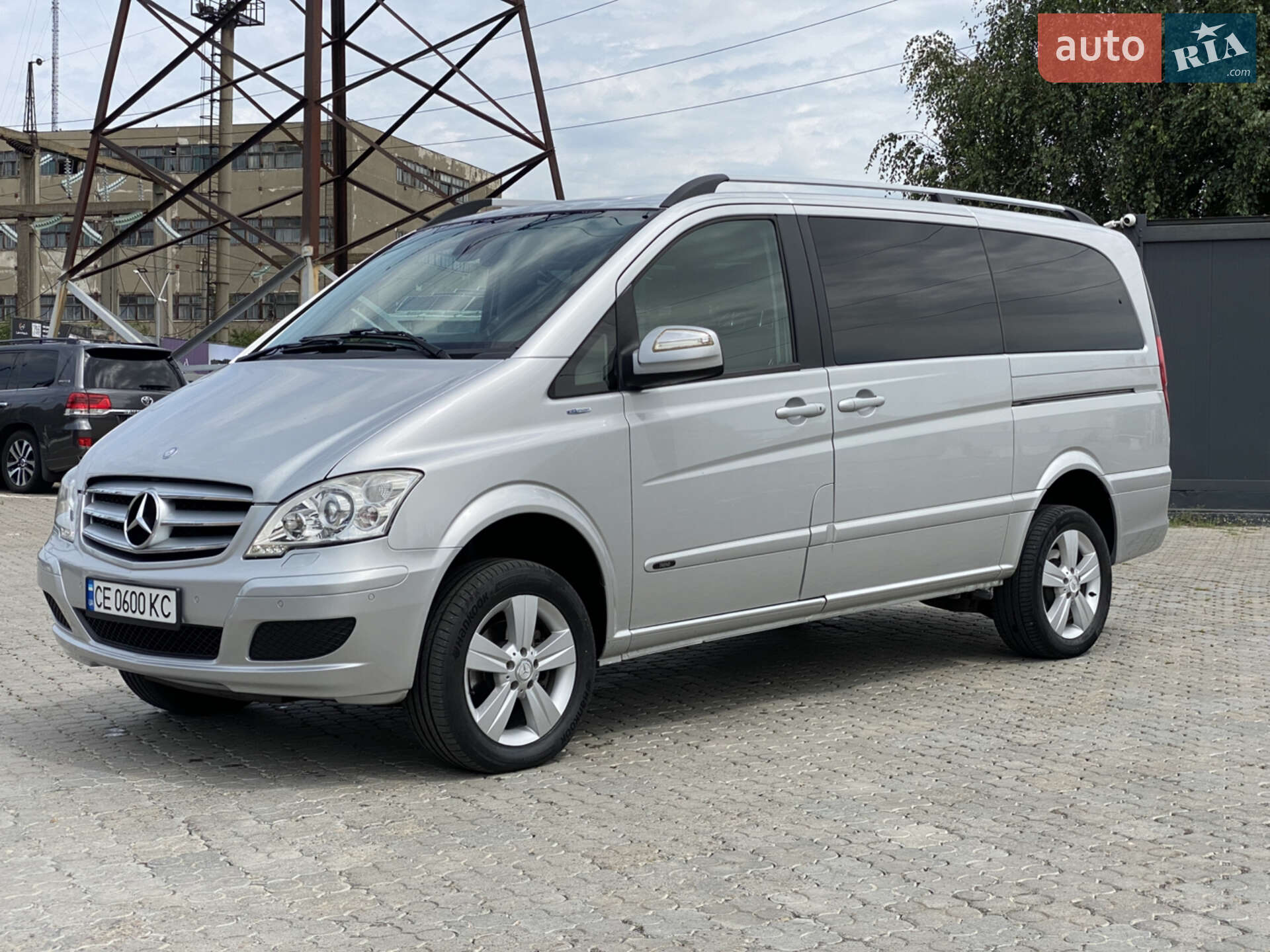 MERCEDES-BENZ VIANO 2011