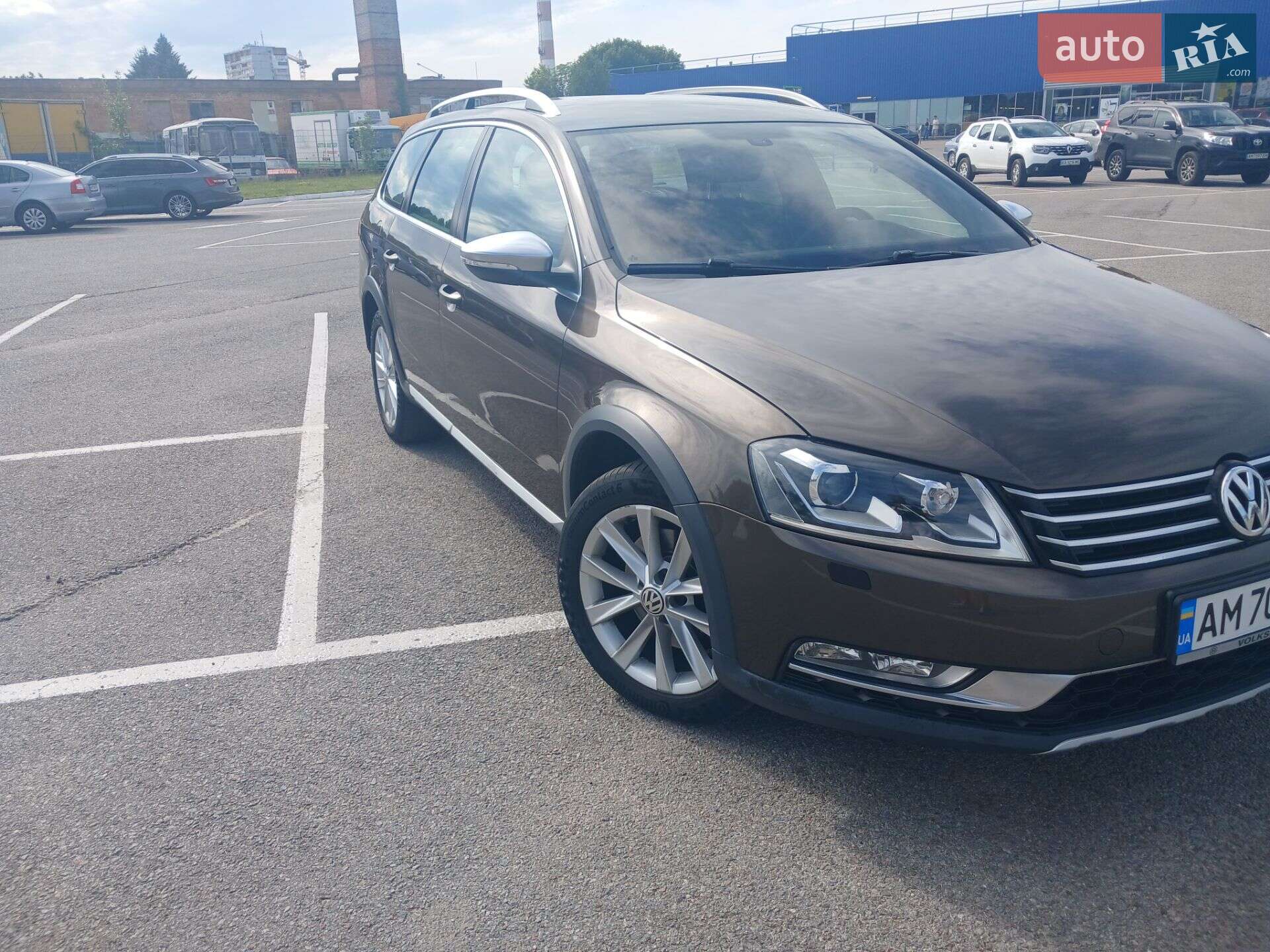 VOLKSWAGEN PASSAT 2012