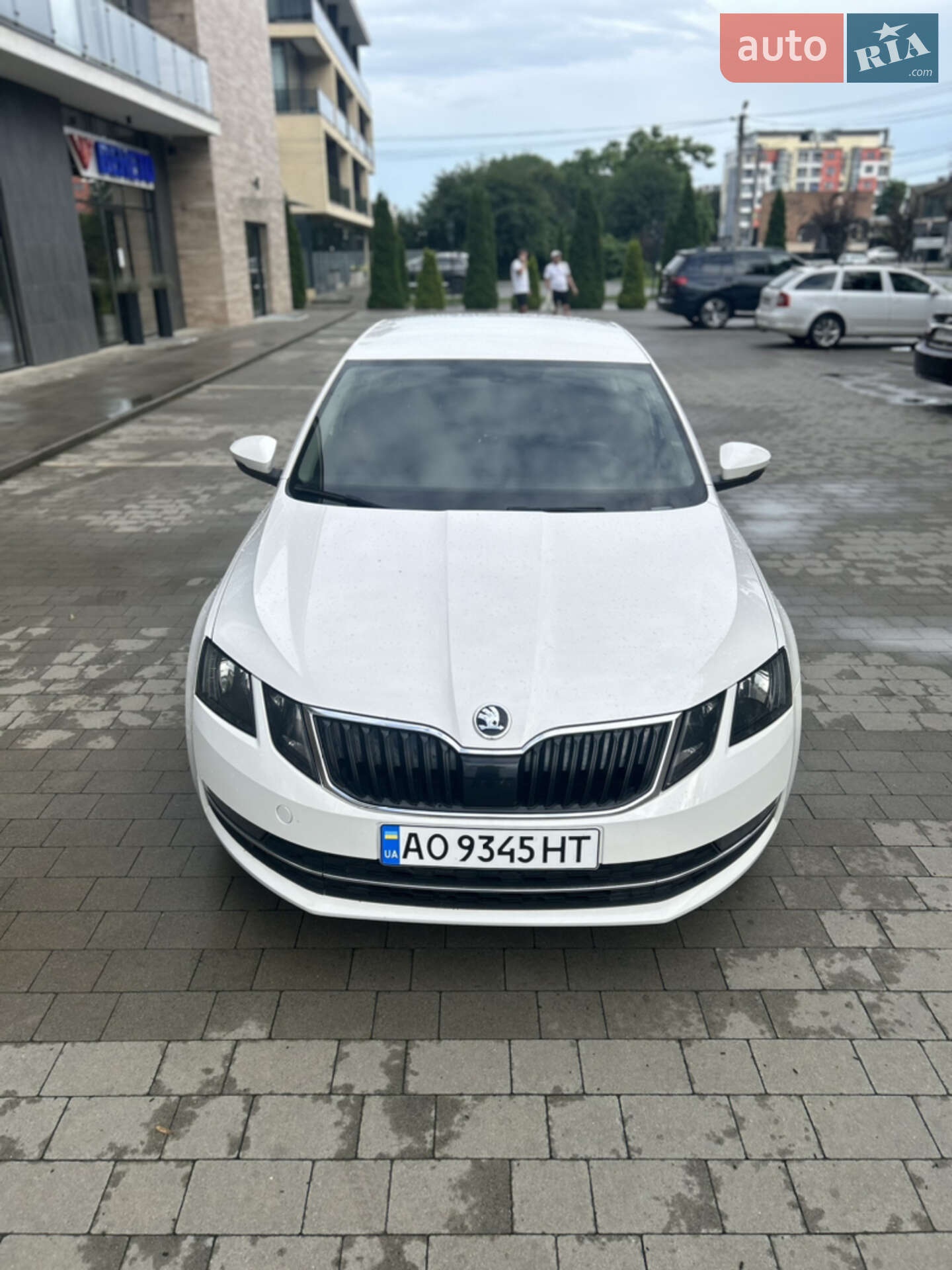 Головне фото звіту автомобіля SKODA OCTAVIA 2017