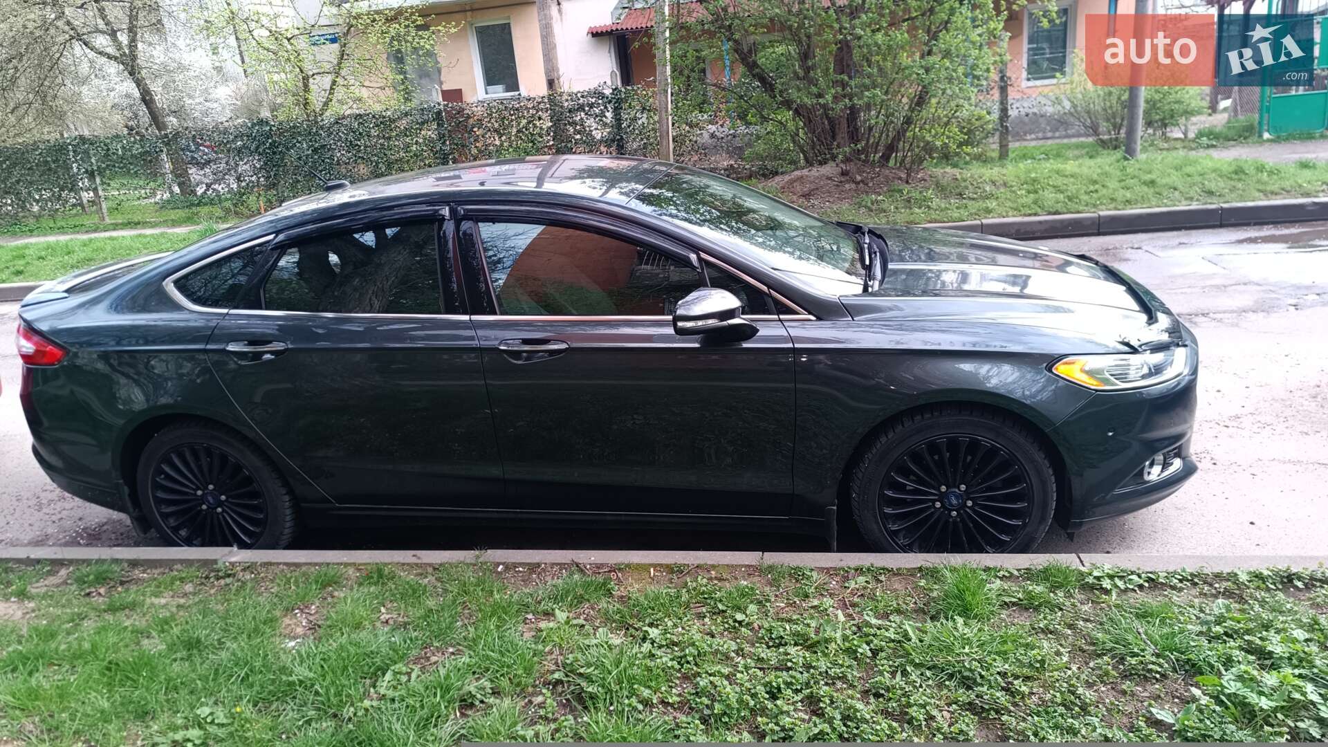 Головне фото звіту автомобіля FORD FUSION 2014