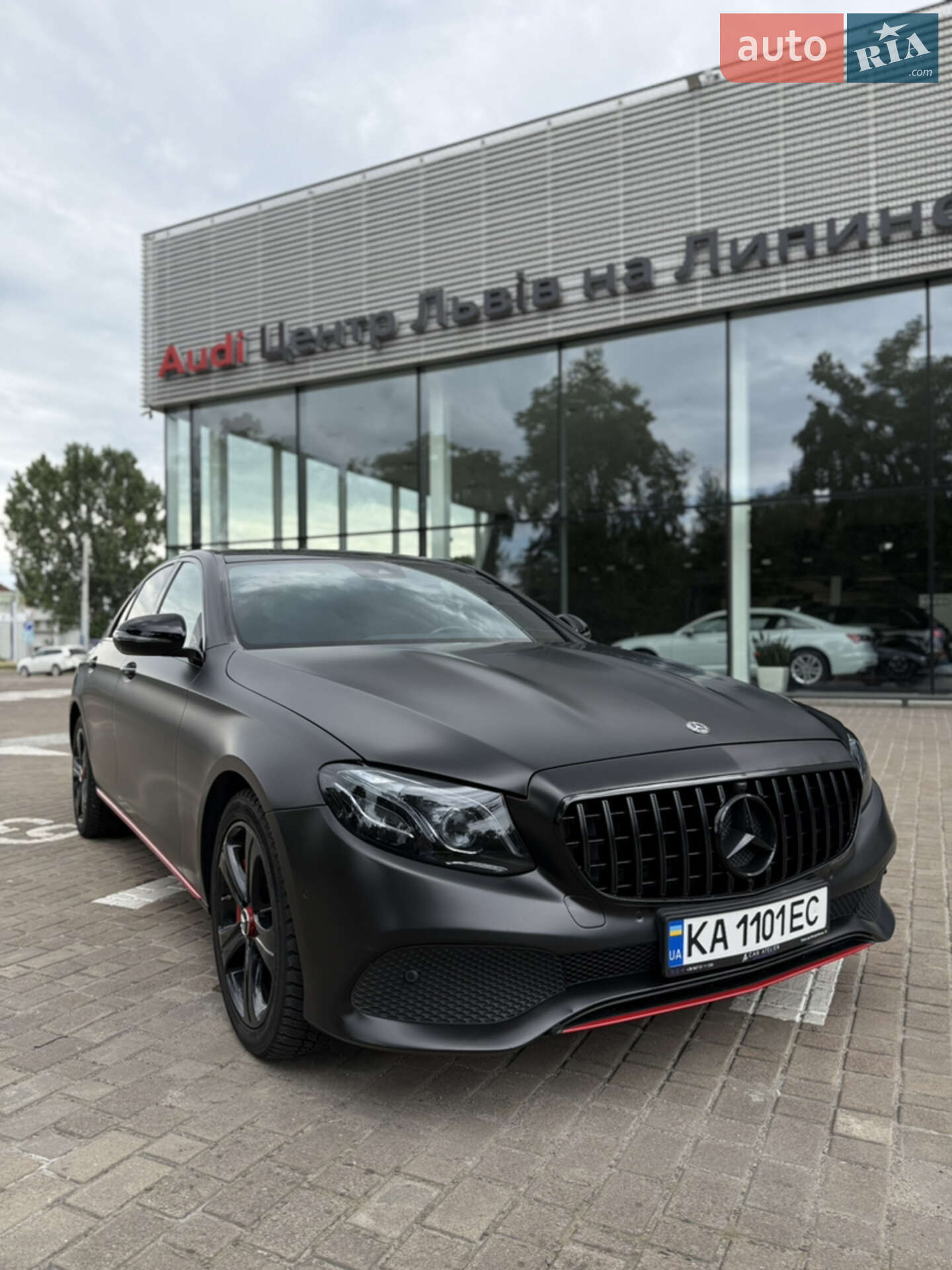 MERCEDES-BENZ E 400 2018