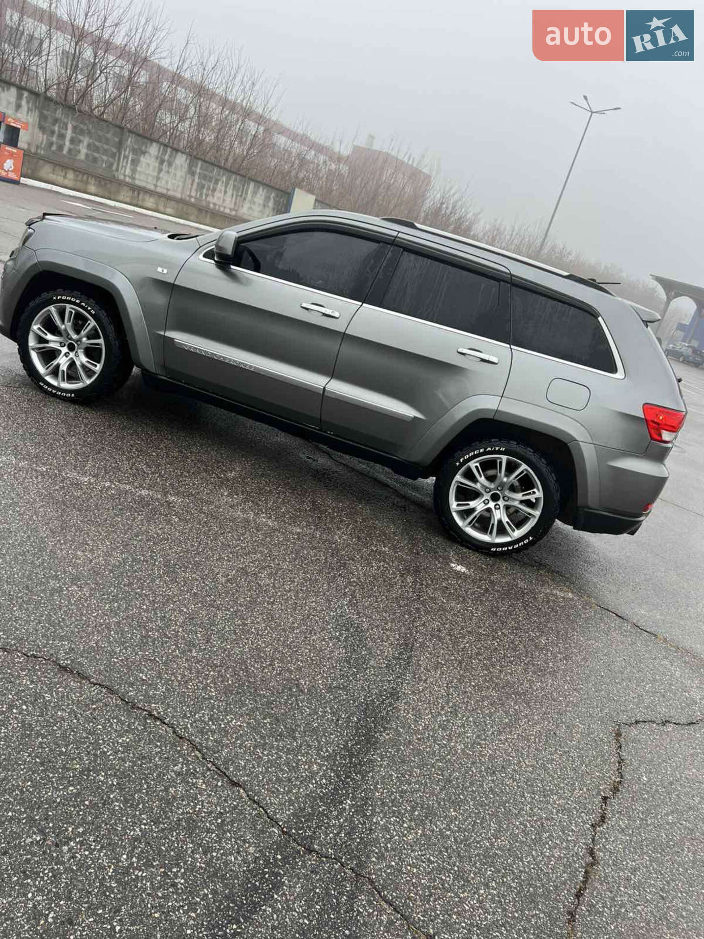 JEEP GRAND CHEROKEE 2011