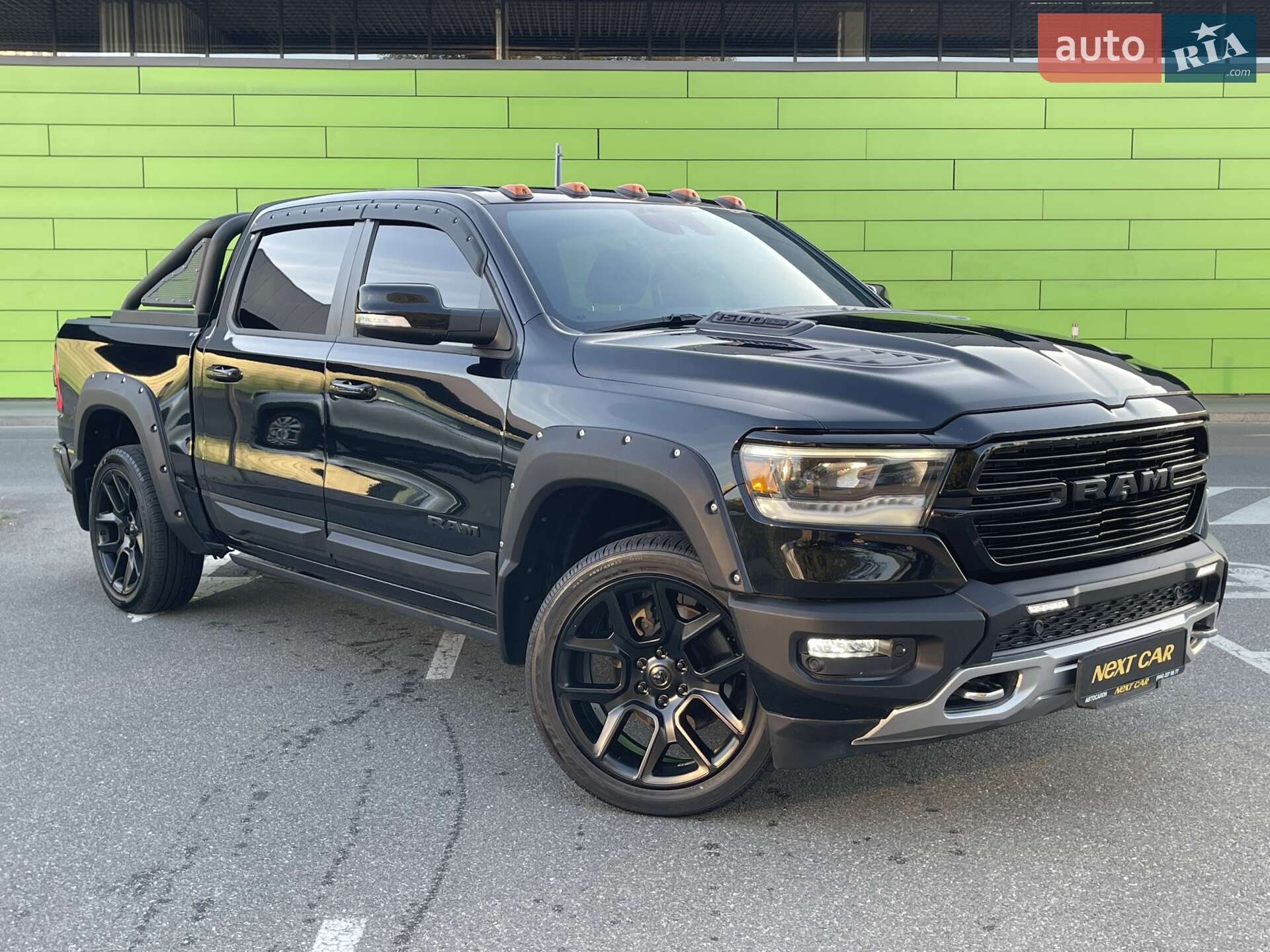 DODGE RAM-1500 2021