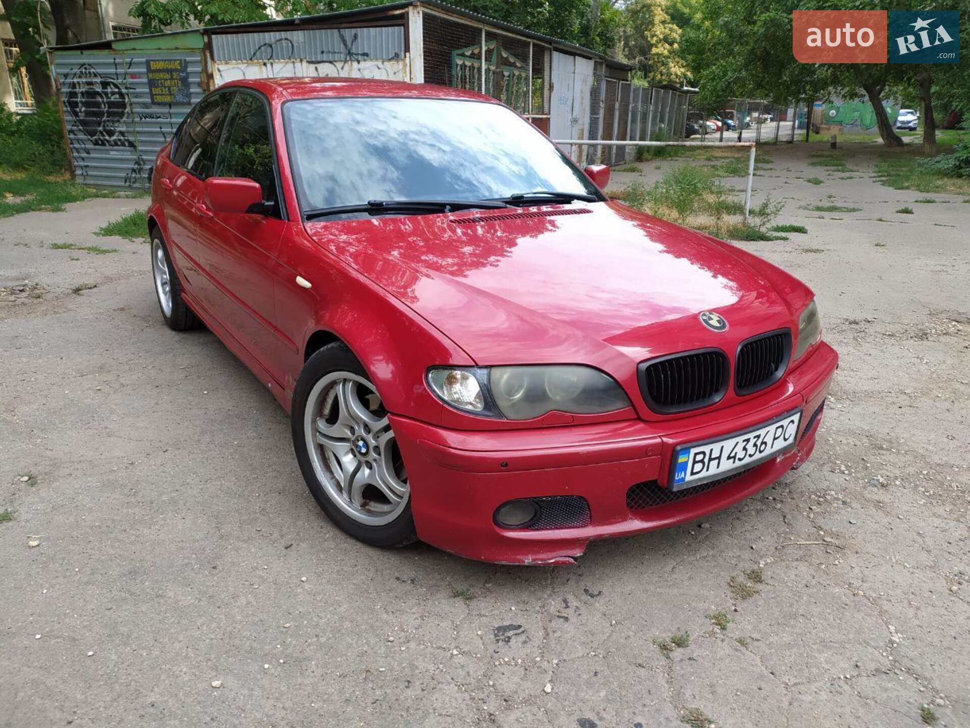 Головне фото звіту автомобіля BMW 318I 2003