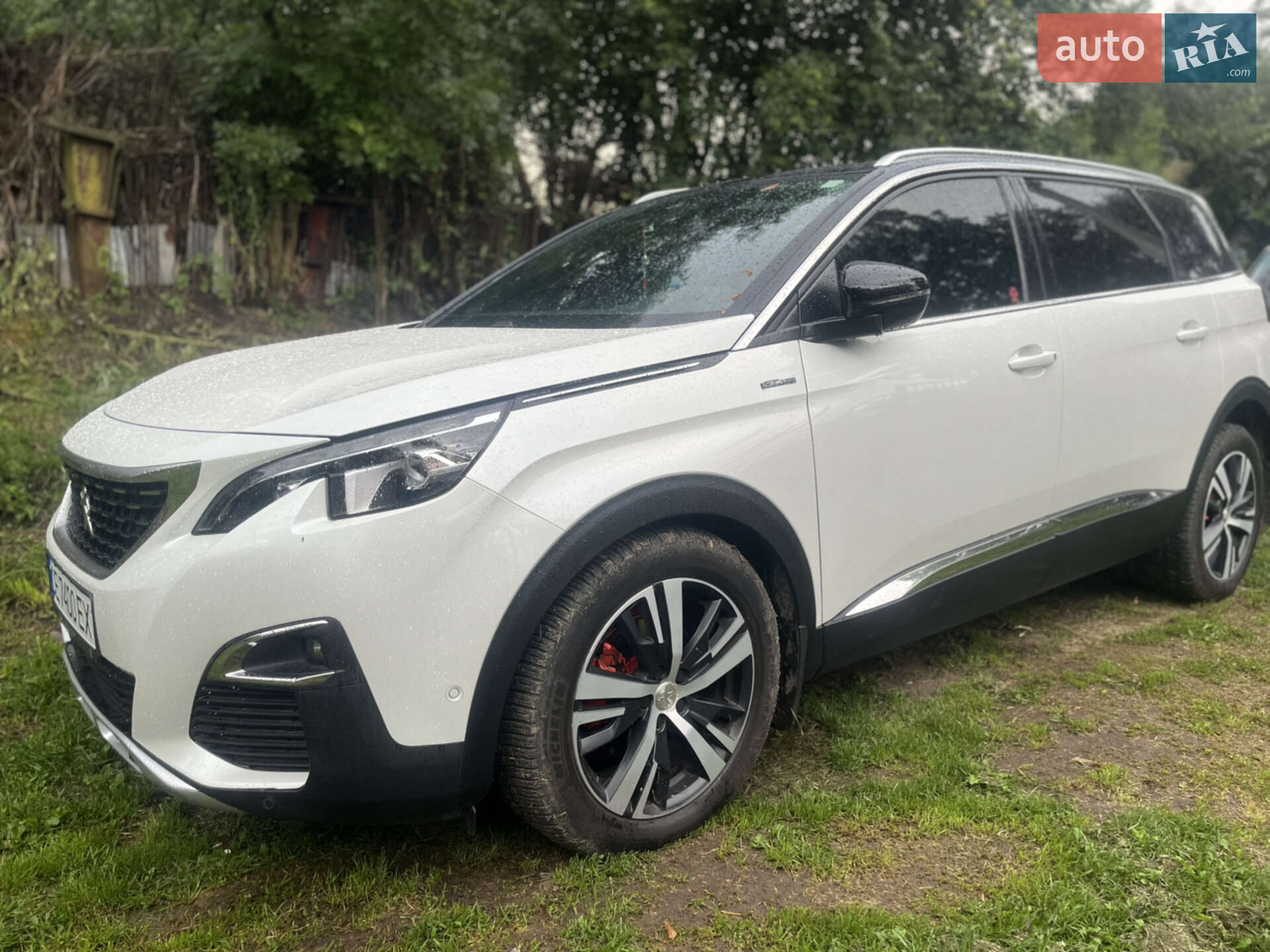 PEUGEOT 5008 2017
