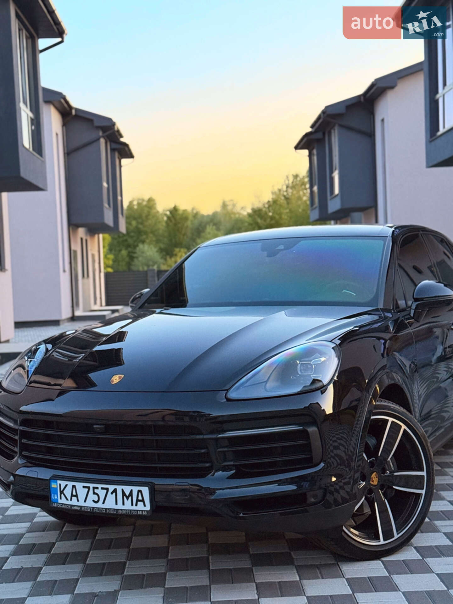 PORSCHE CAYENNE