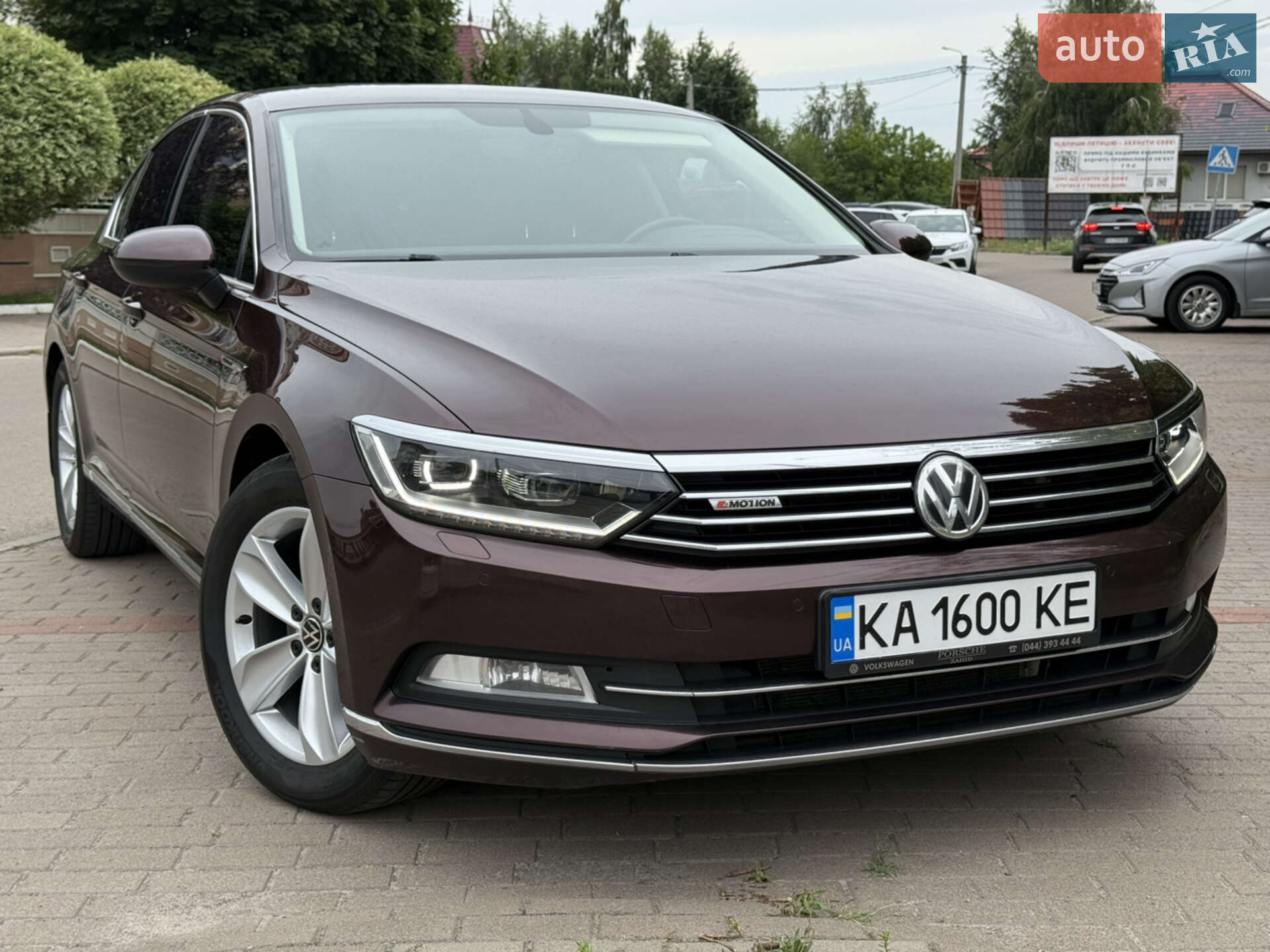 VOLKSWAGEN PASSAT 2015