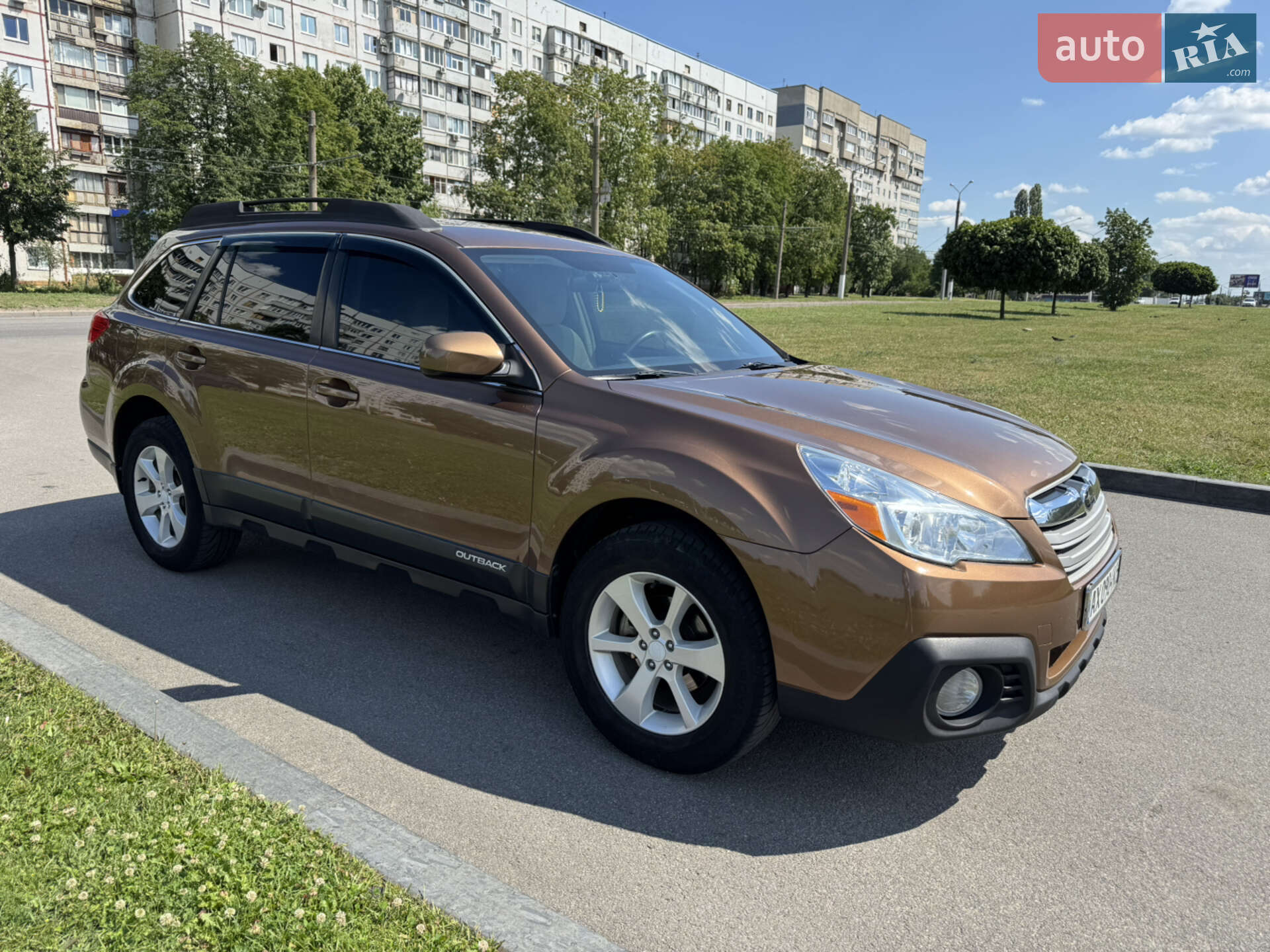 SUBARU OUTBACK 2013