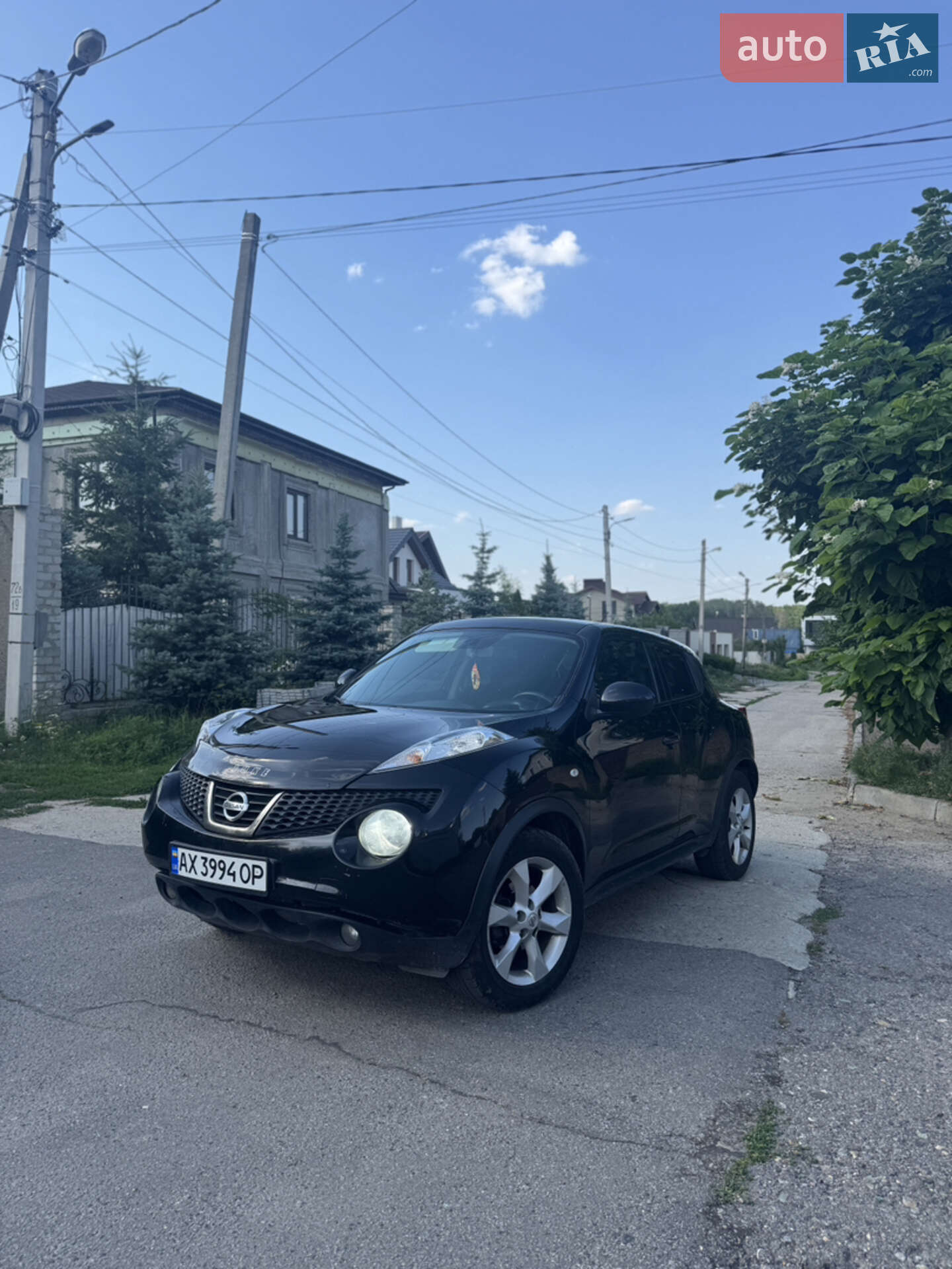 NISSAN JUKE 2012
