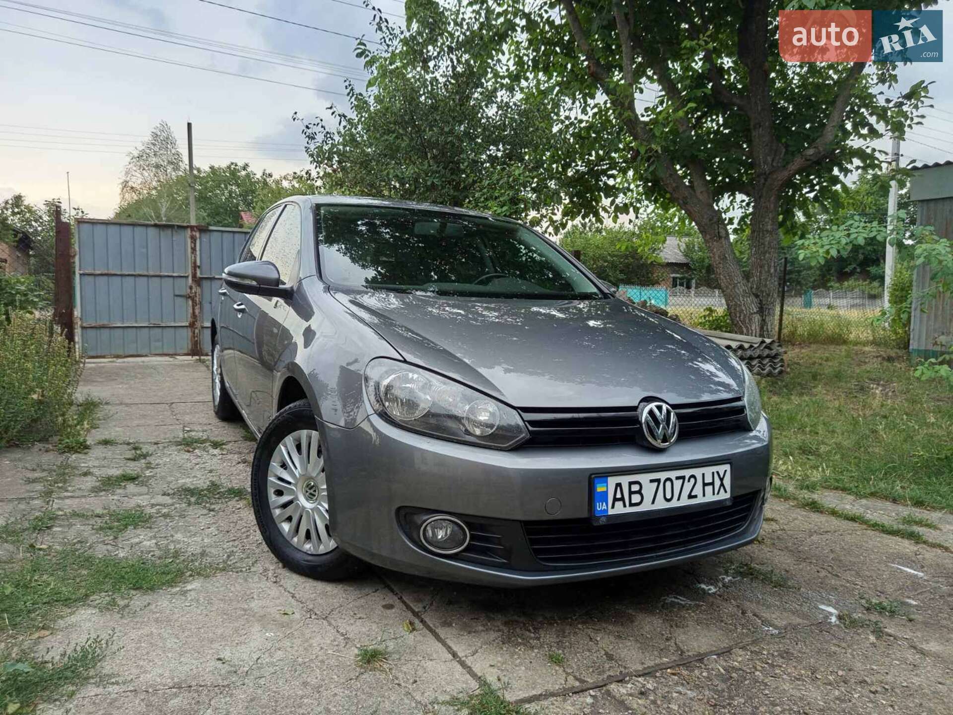 VOLKSWAGEN GOLF 2012