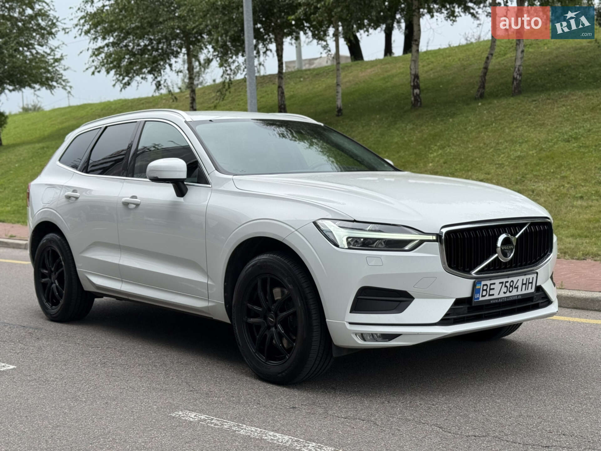 VOLVO XC60 2017